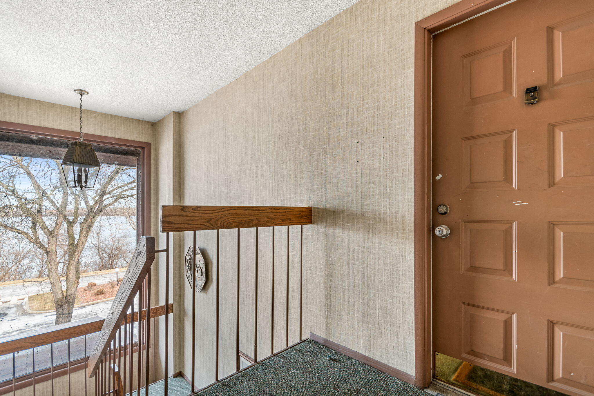 730 Cliffs Drive 303a Property Photo 5