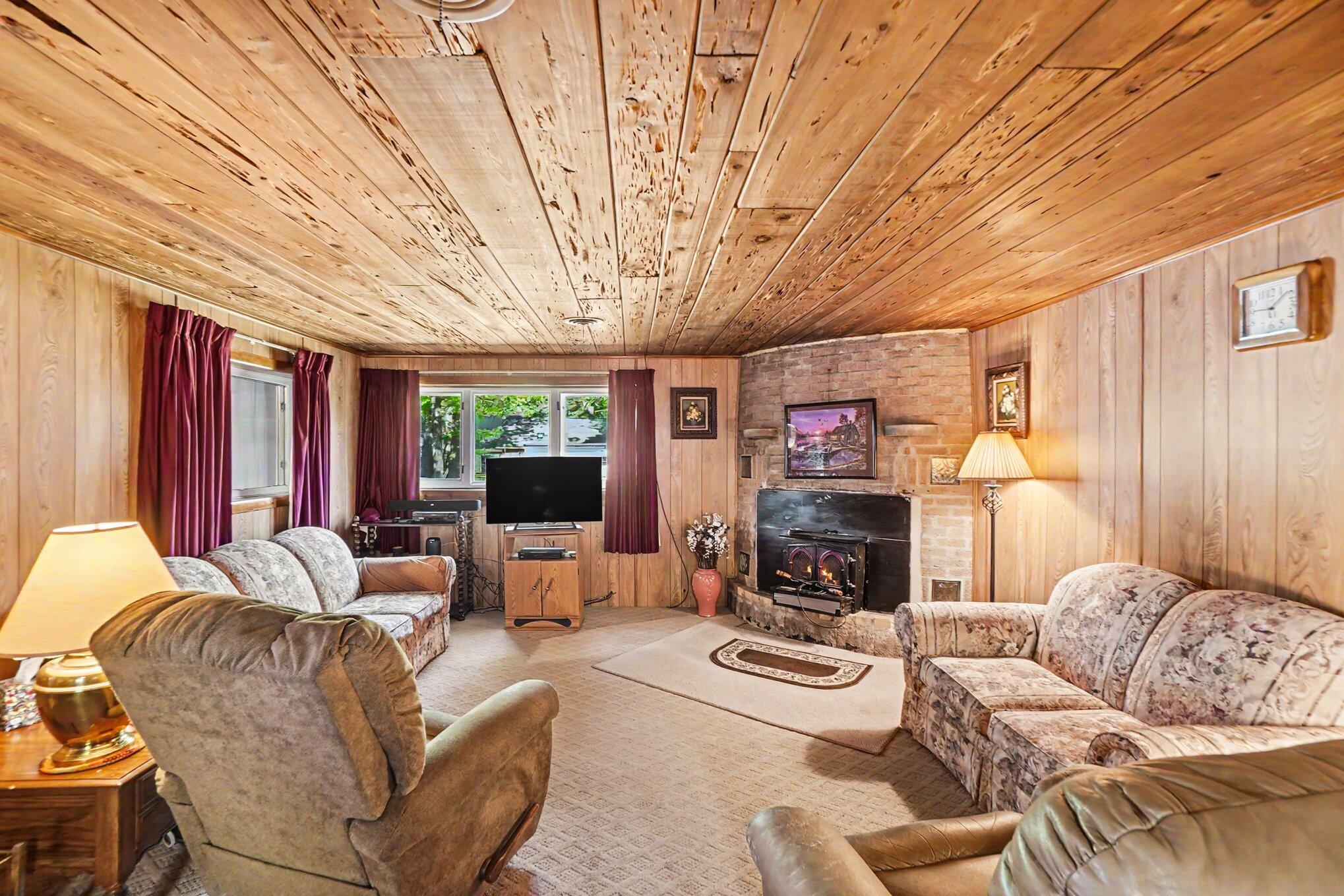 5207 E High Tower Lake Road Property Photo 7