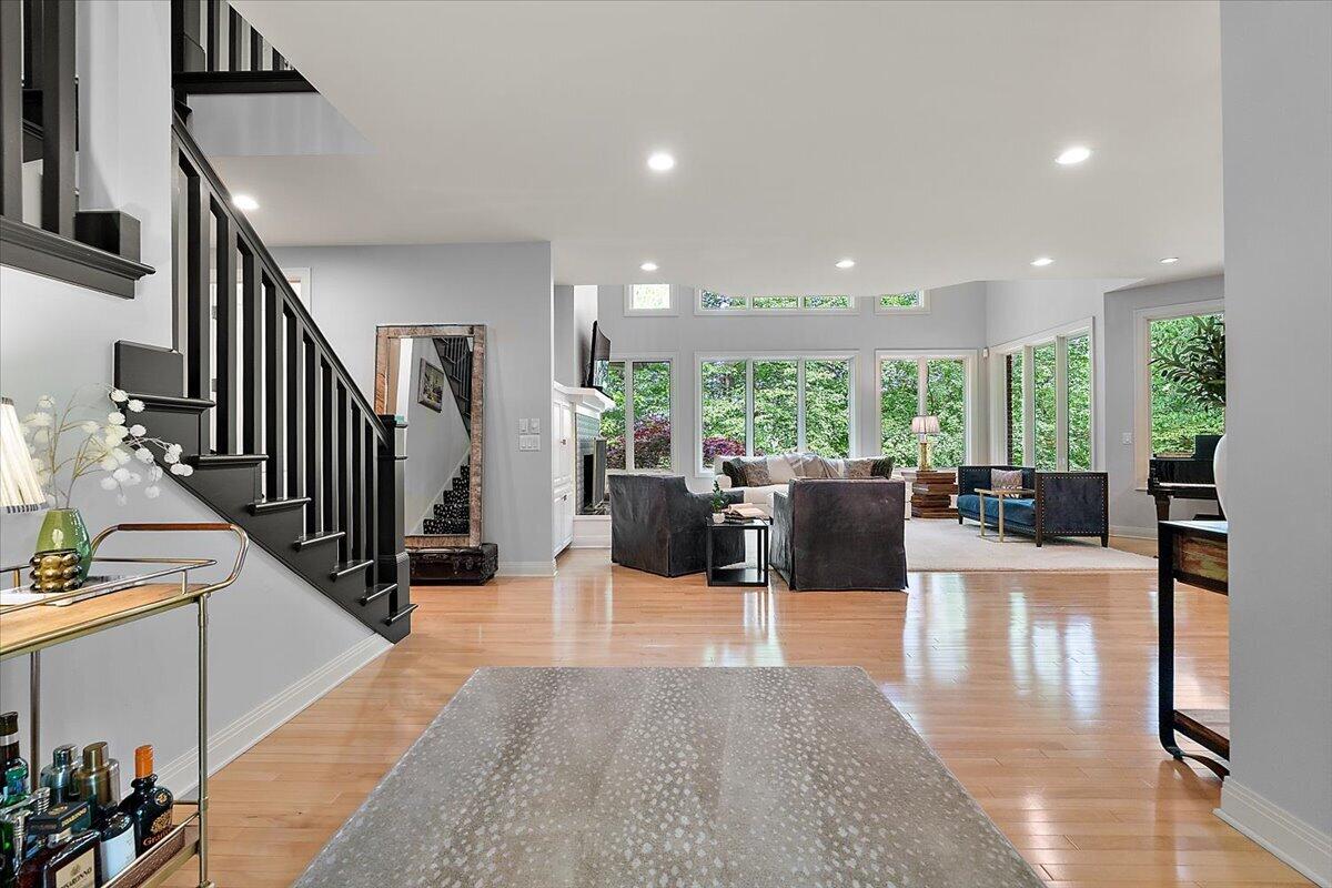 4166 Mystic Oak Court Ne Property Photo 9