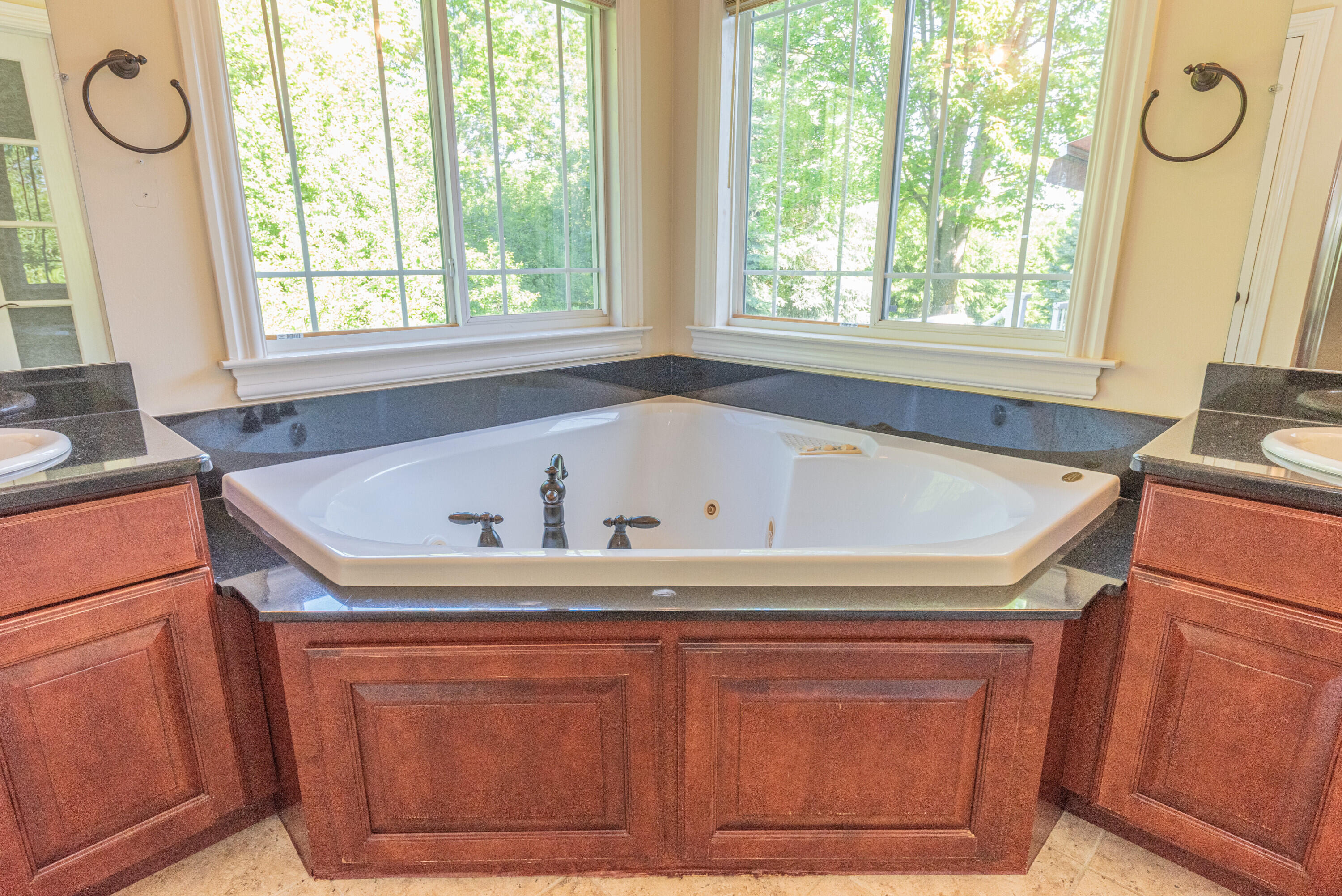 2243 Old Falls Drive Property Photo 25