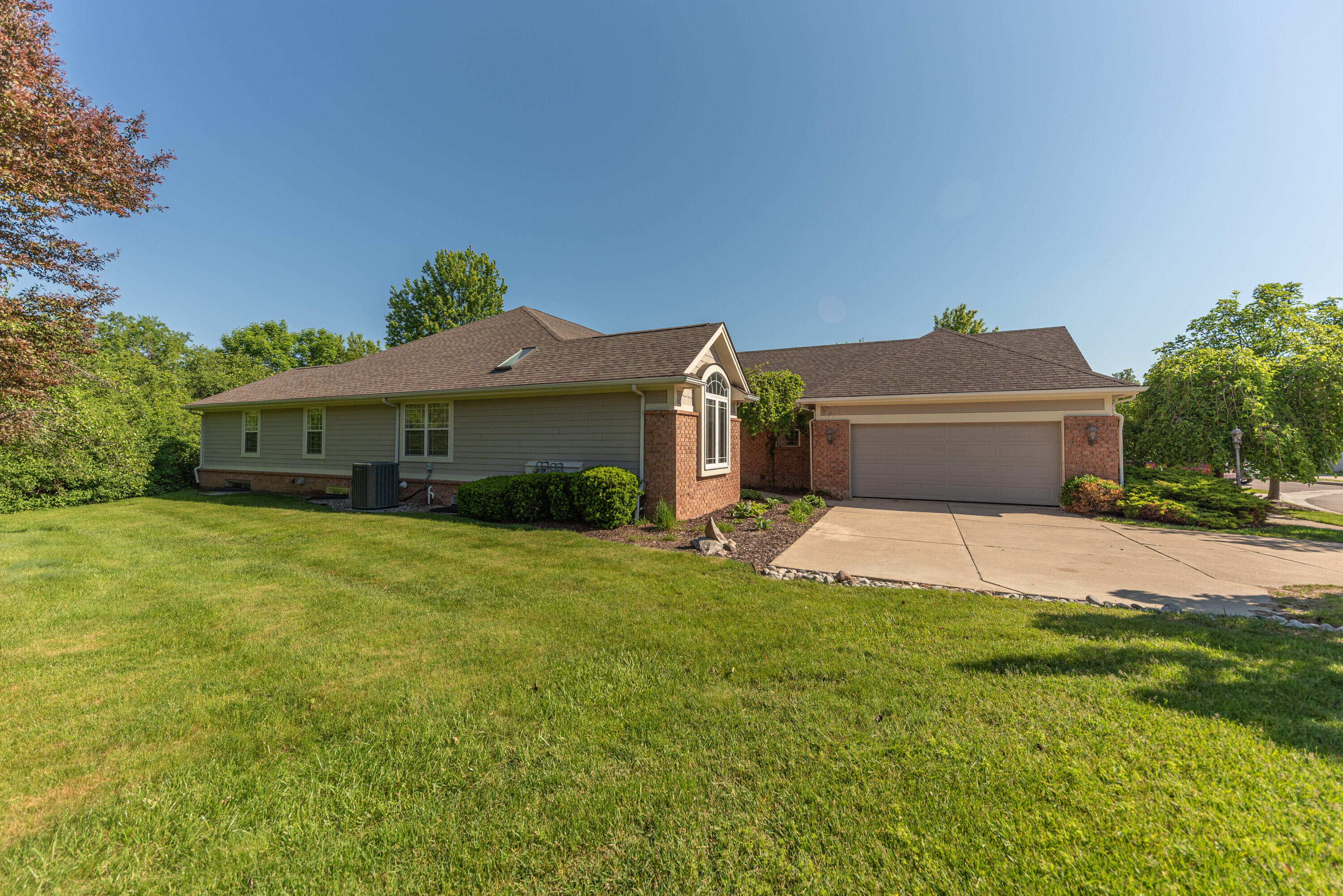 2243 Old Falls Drive Property Photo 56