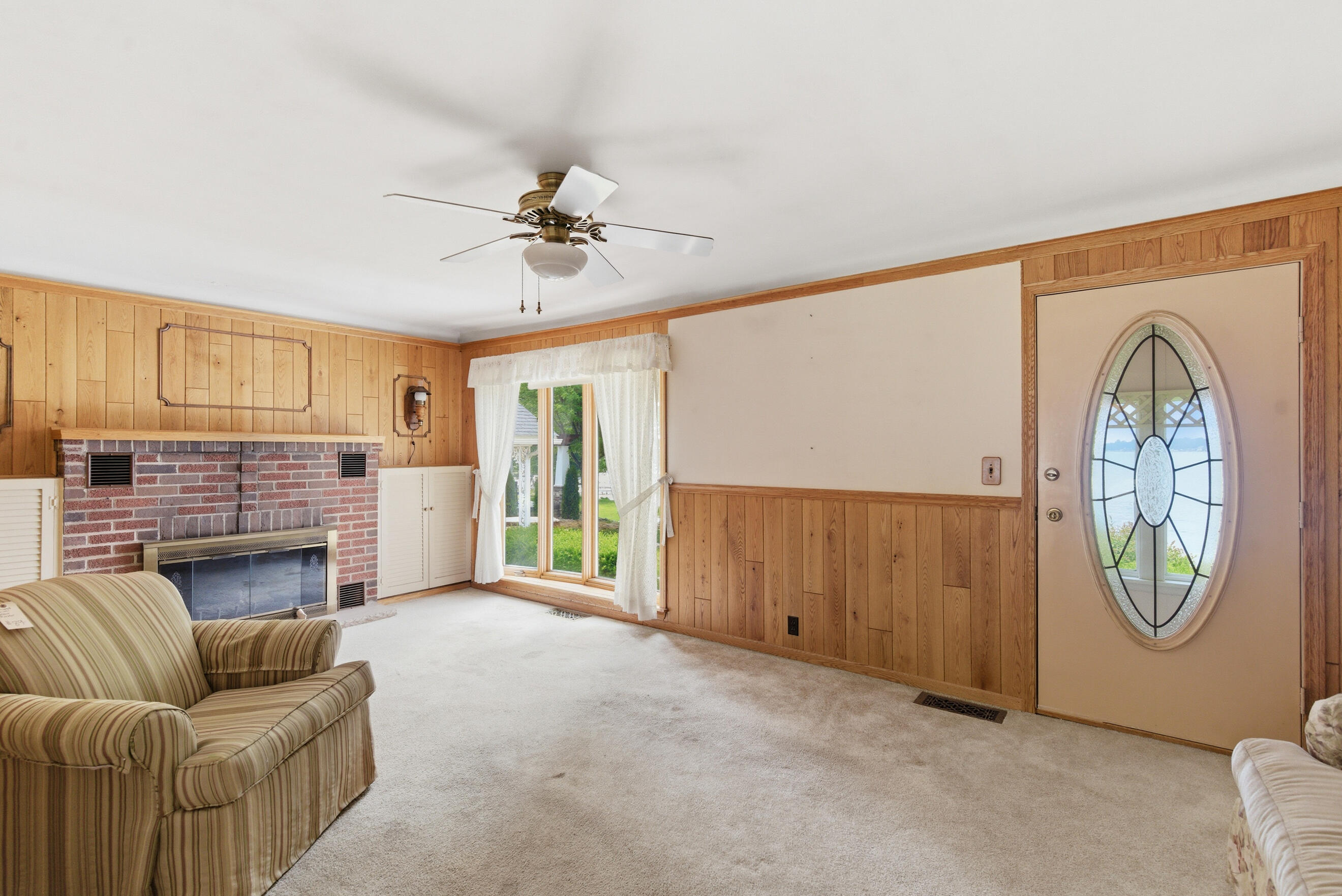 3624 E Shore Drive Property Photo 7