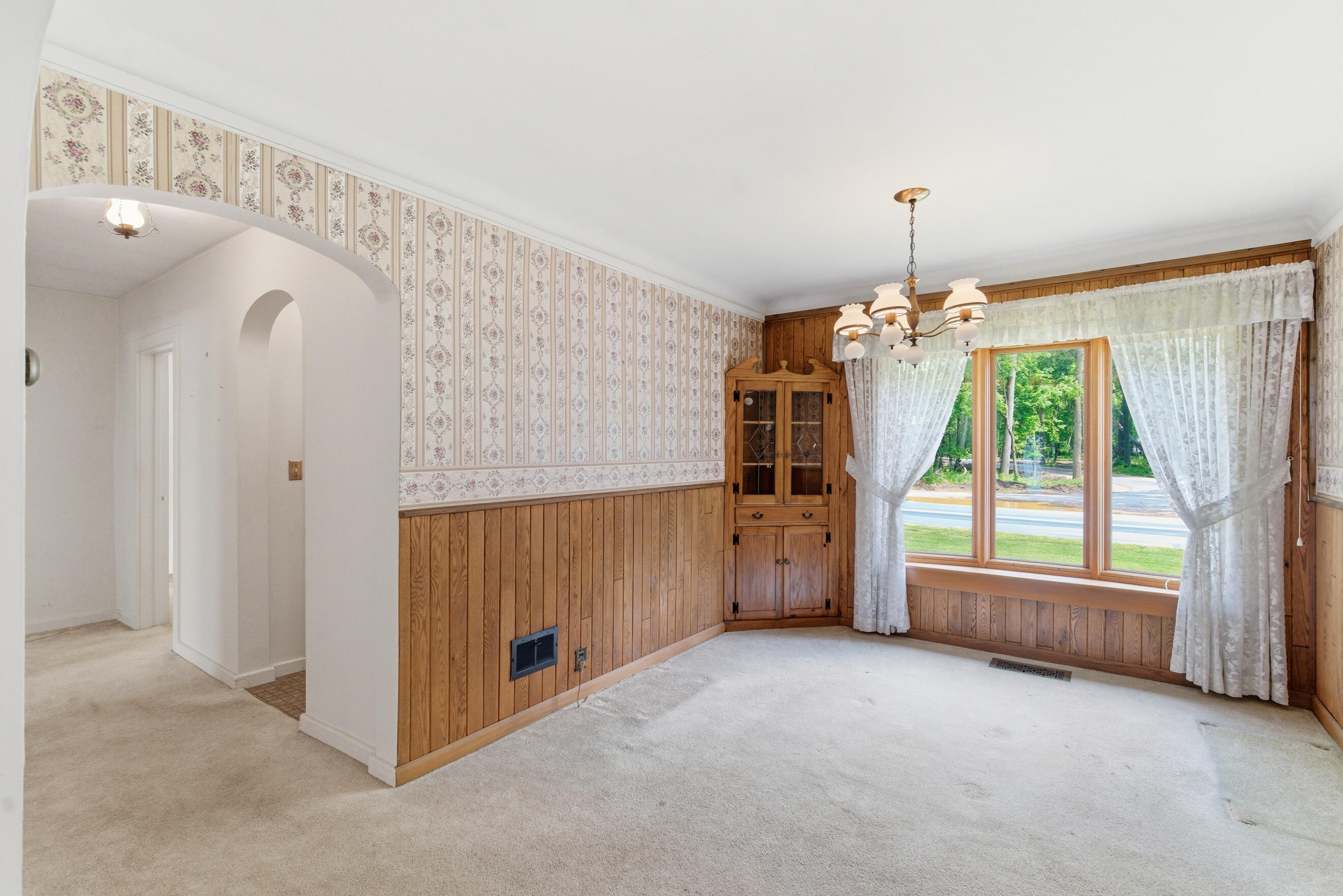 3624 E Shore Drive Property Photo 11