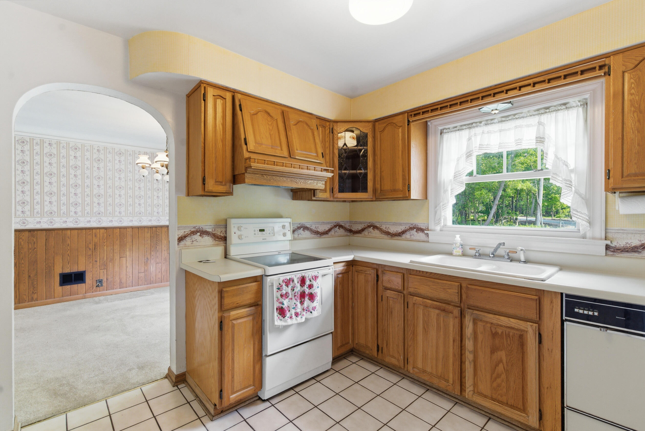 3624 E Shore Drive Property Photo 13