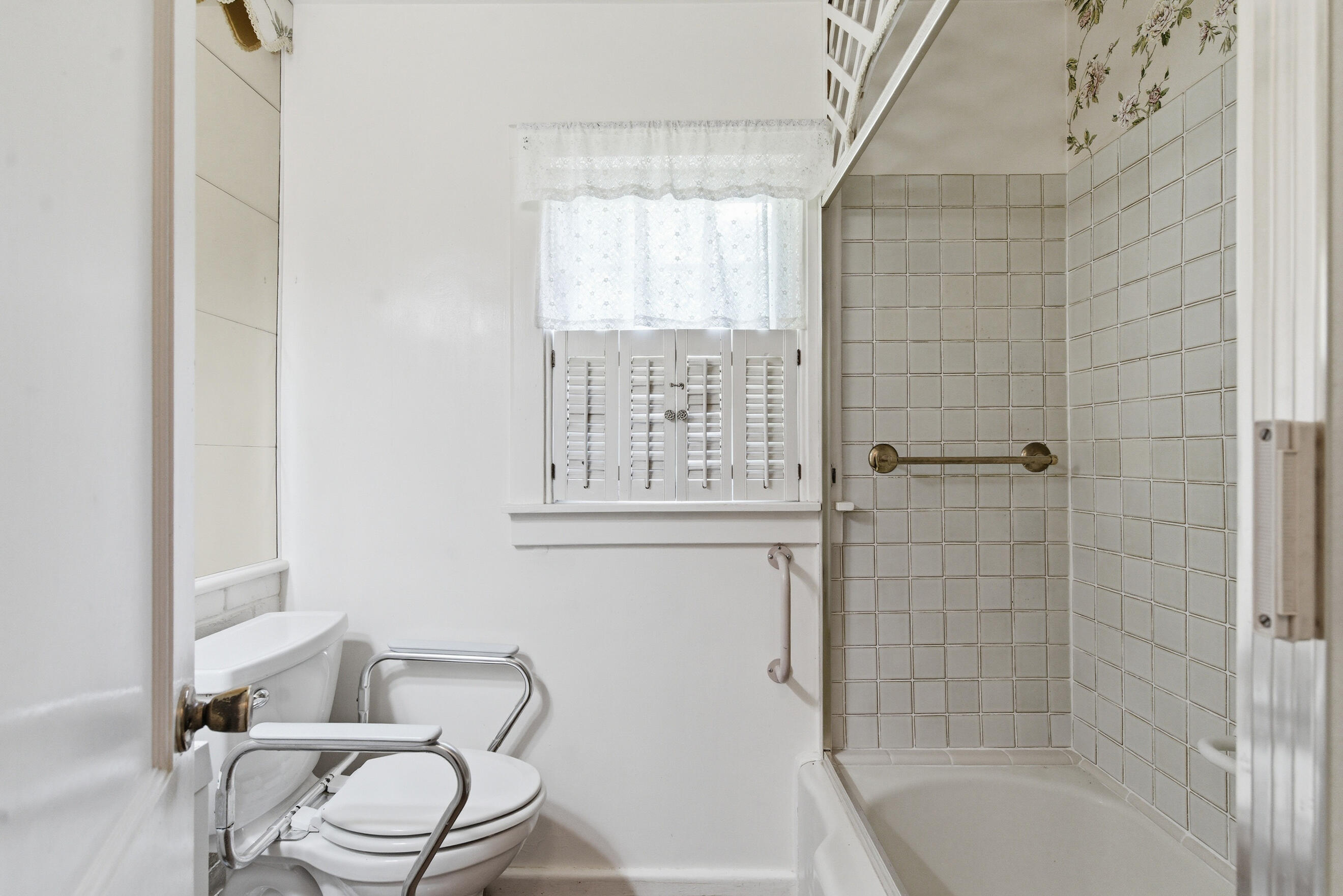 3624 E Shore Drive Property Photo 23