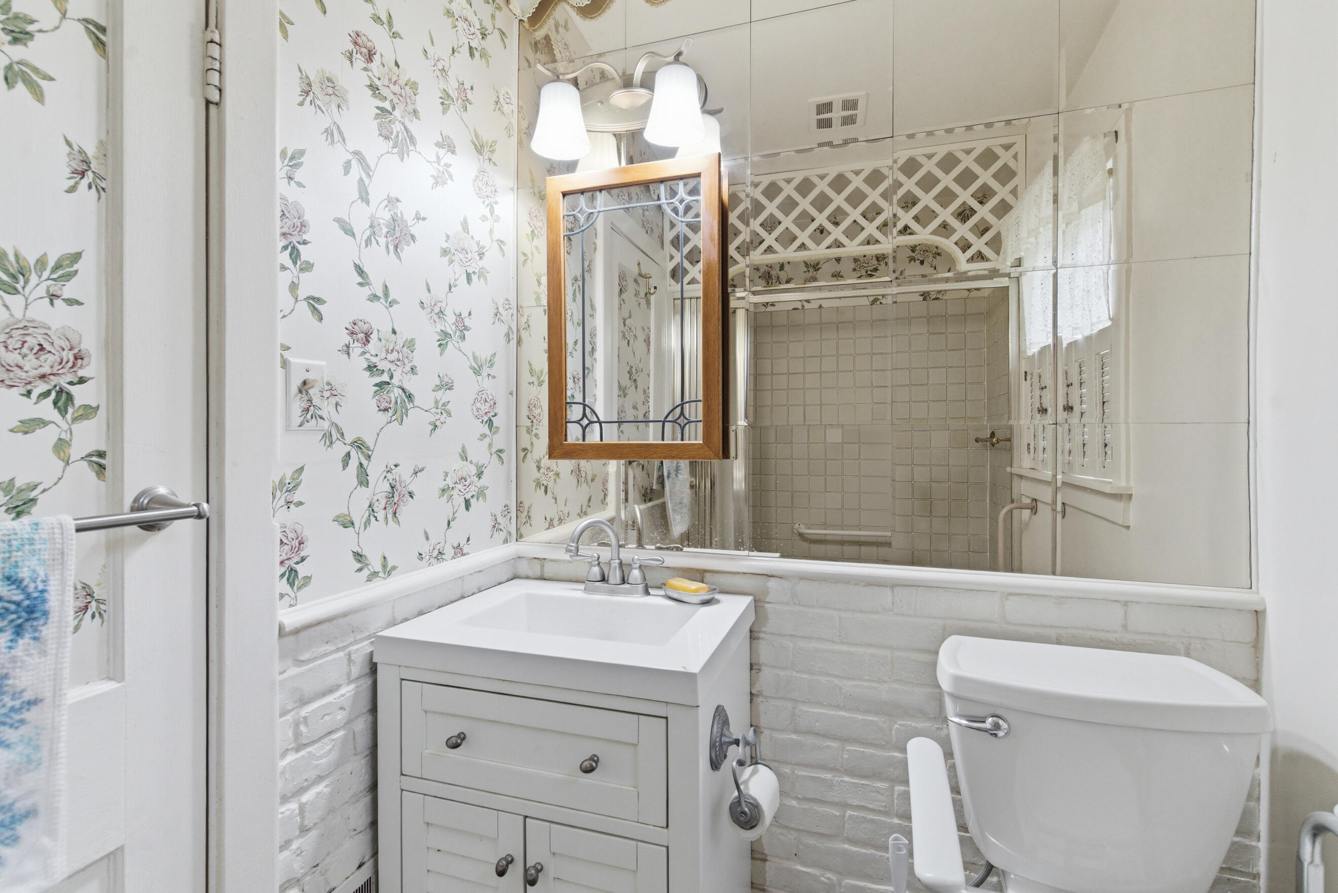 3624 E Shore Drive Property Photo 24