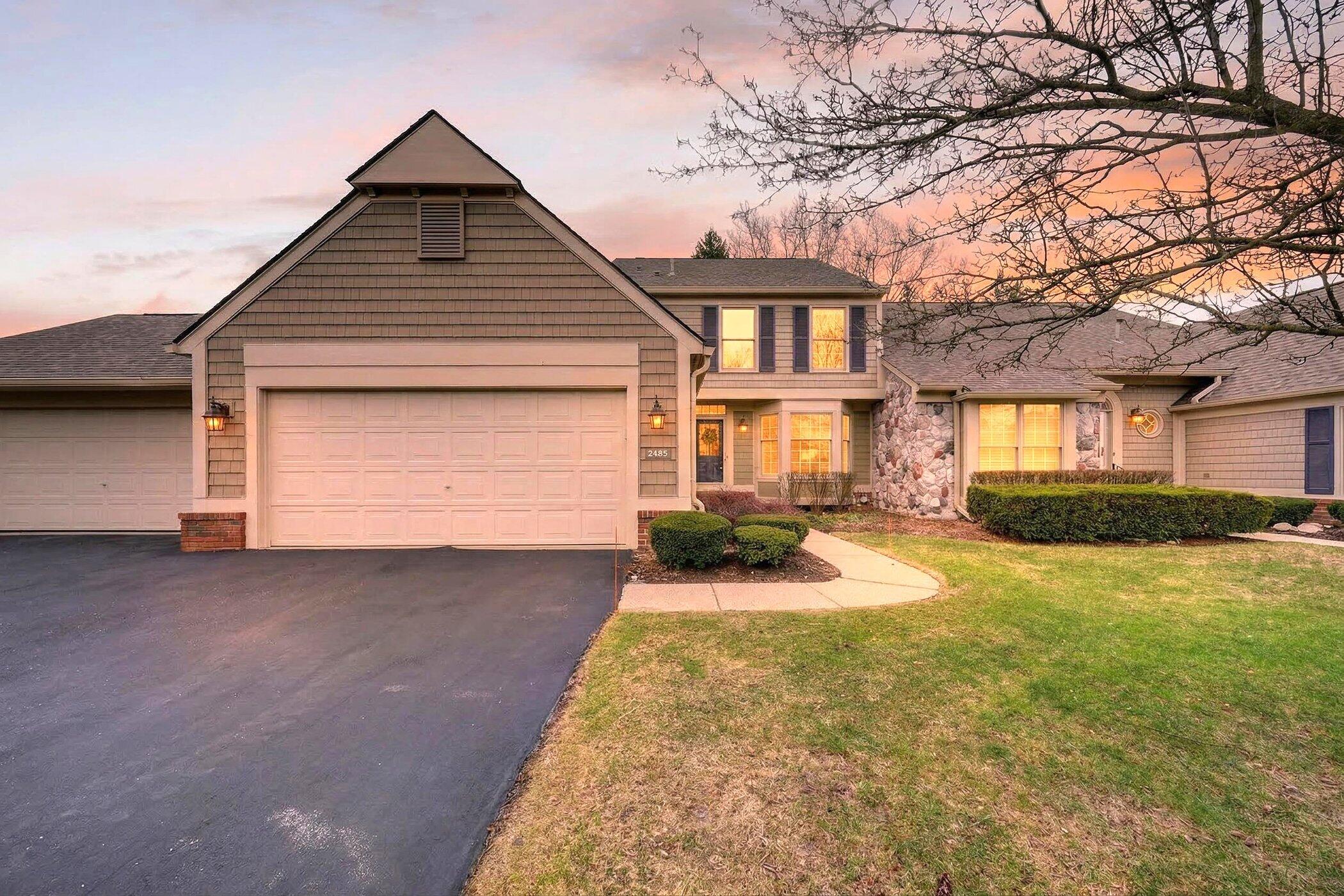 2485 Wildbrook Run Property Photo 3