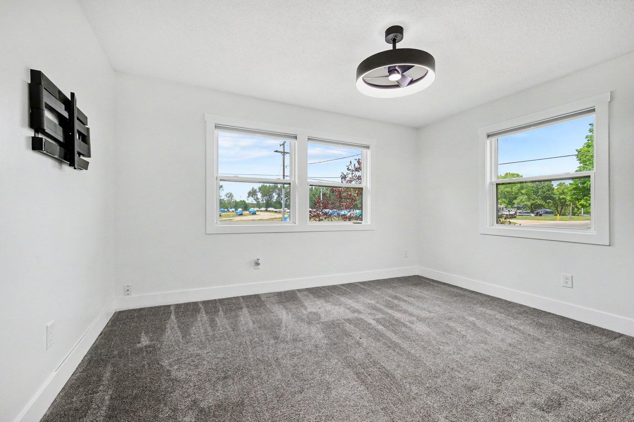 2865 S Patterson Road Property Photo 11