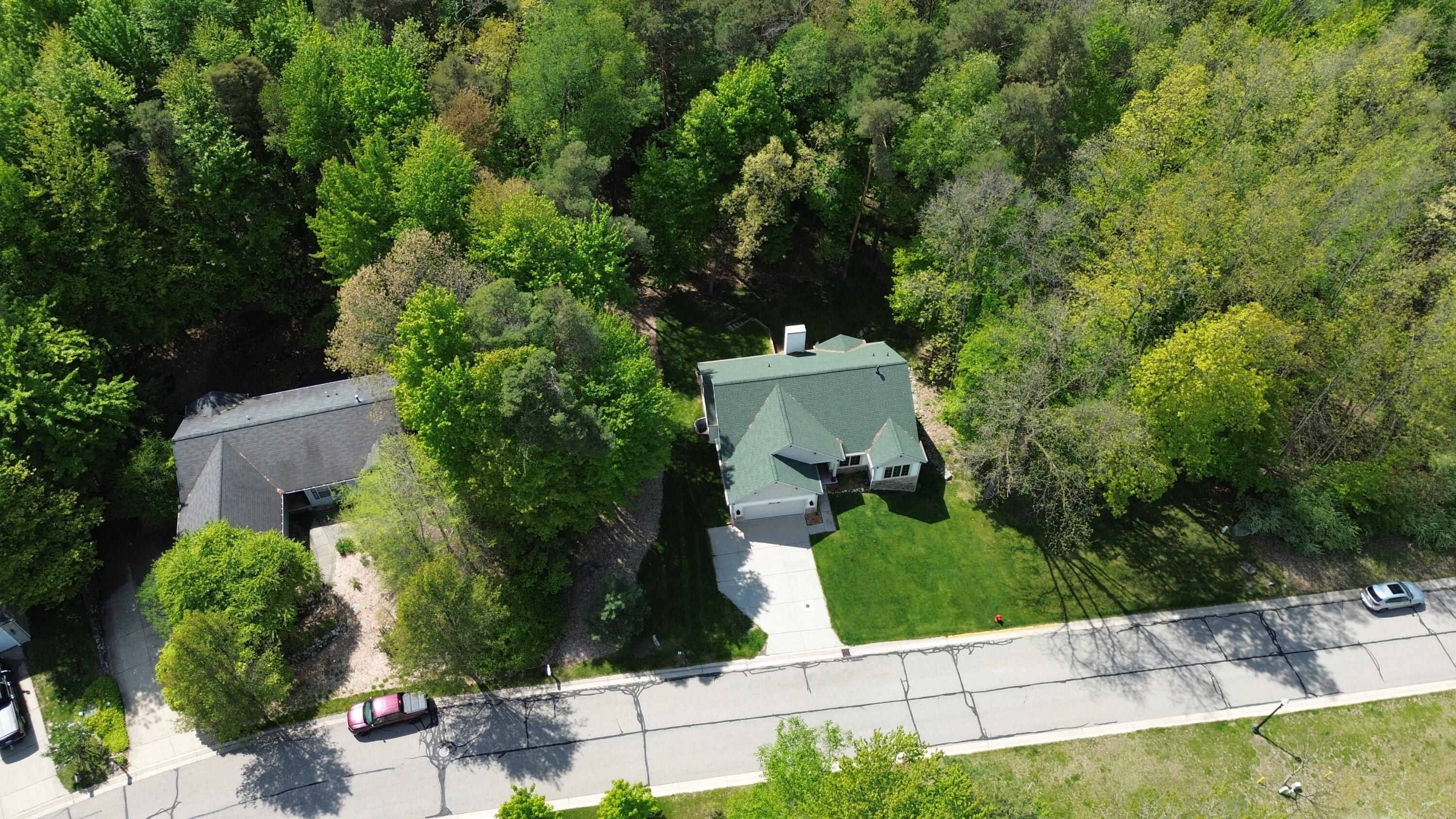 710 Glen Oak Drive Property Photo 12