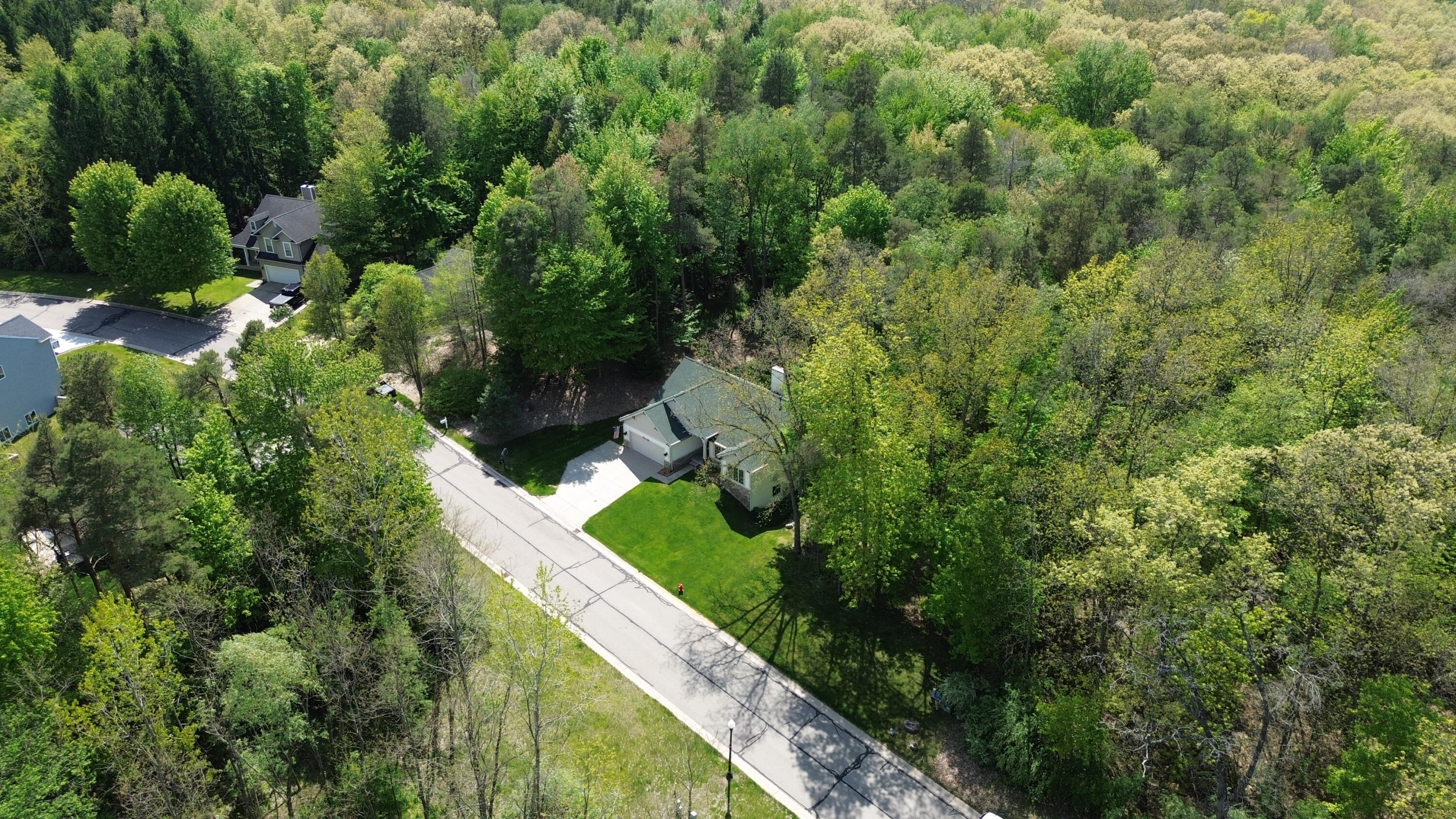 710 Glen Oak Drive Property Photo 24