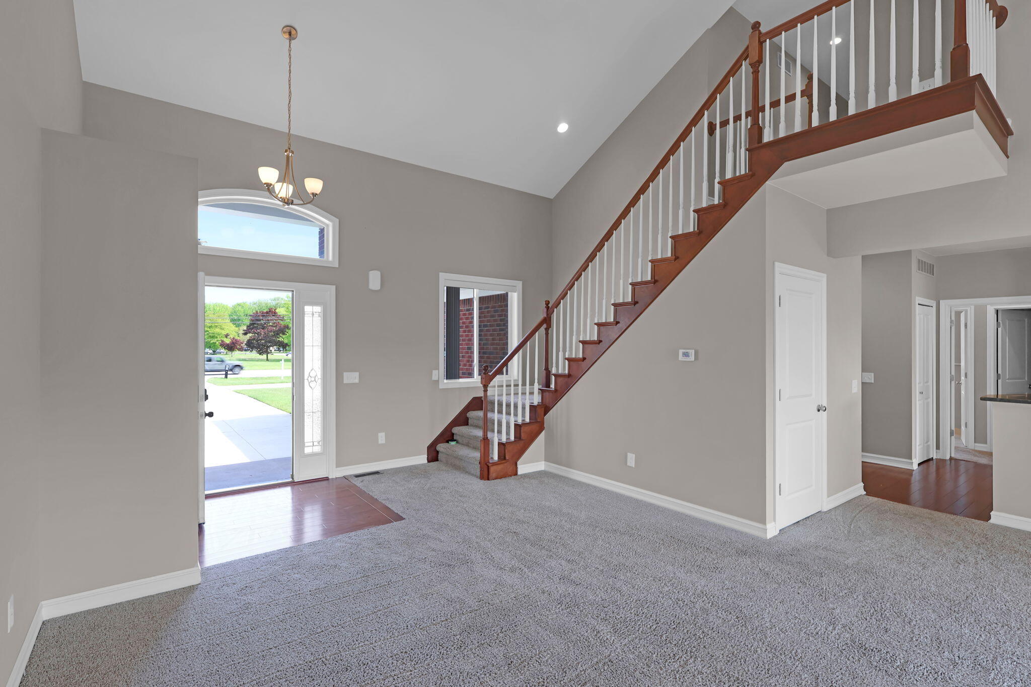 48484 Jefferson Avenue Property Photo 9