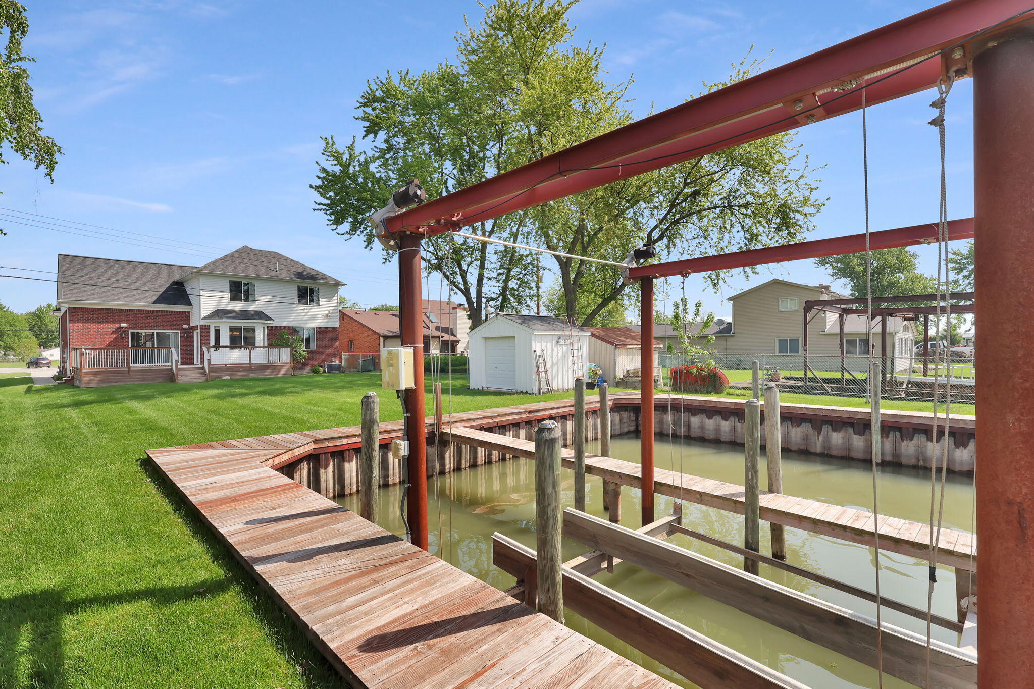 48484 Jefferson Avenue Property Photo 32