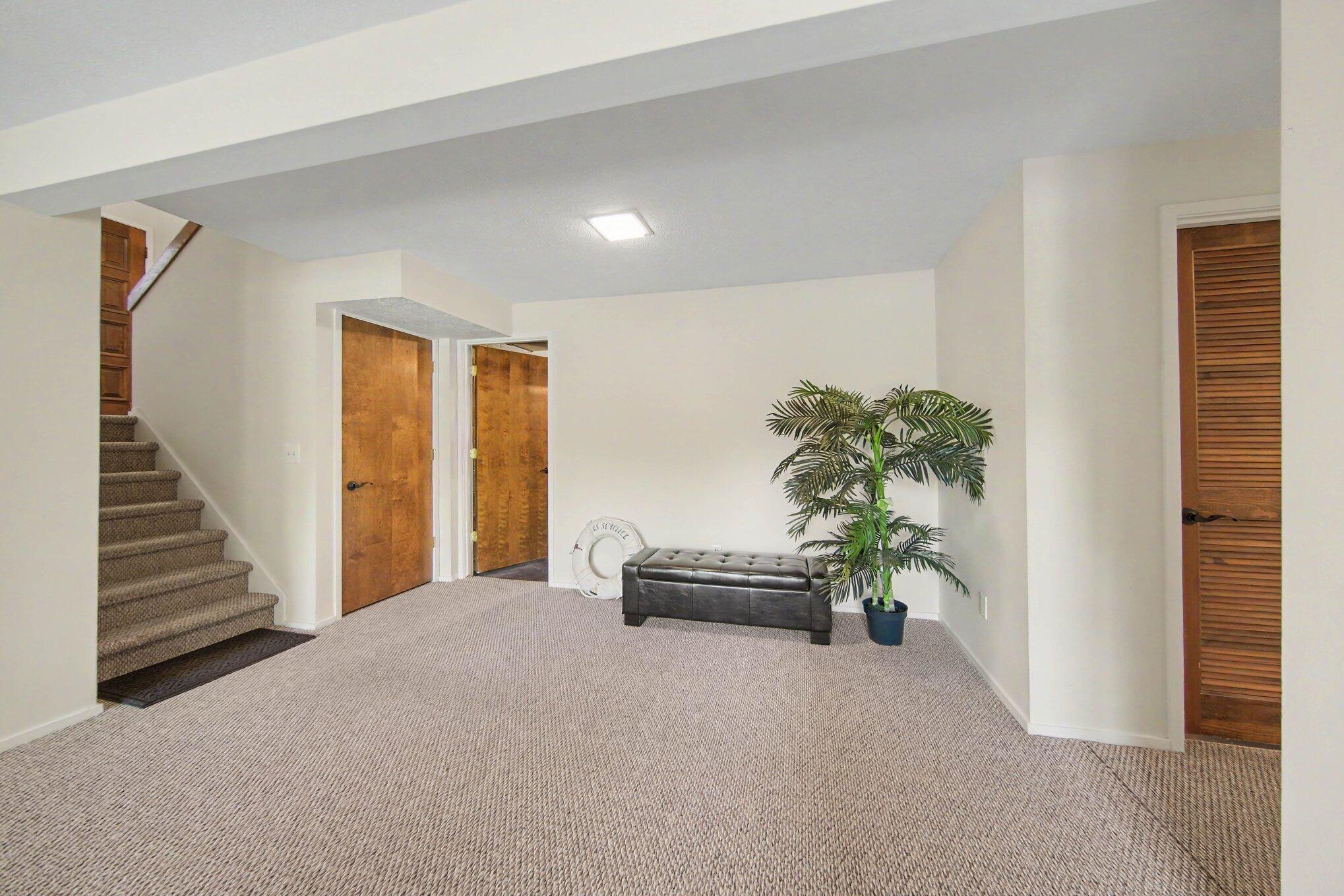 5181 Christine Court Property Photo 7