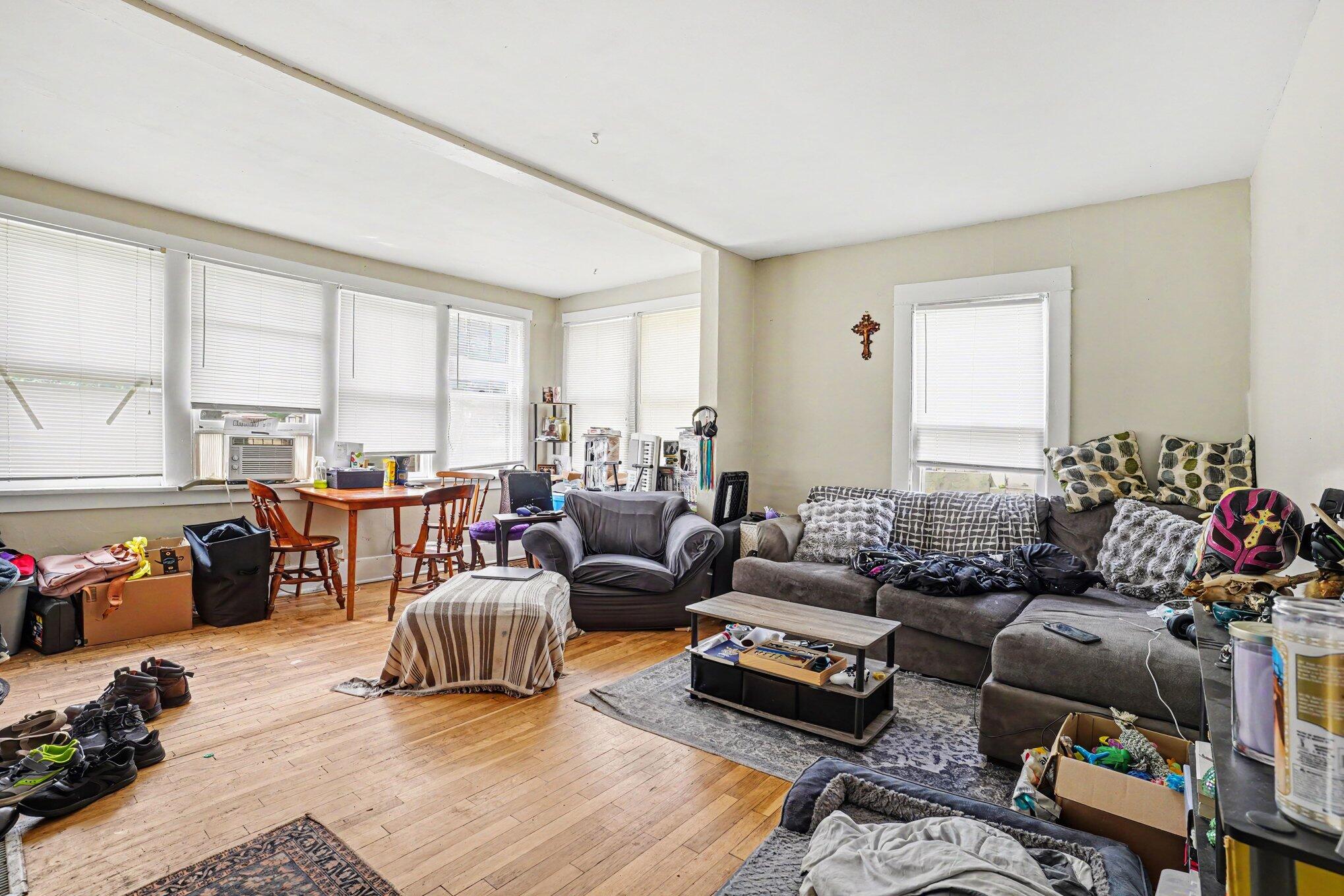 1726-1728 Commonwealth Avenue Property Photo 16