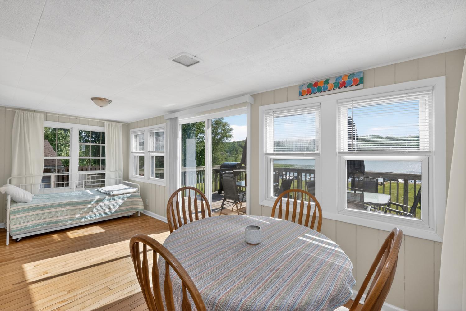 69259 Sunset Boulevard Property Photo 13