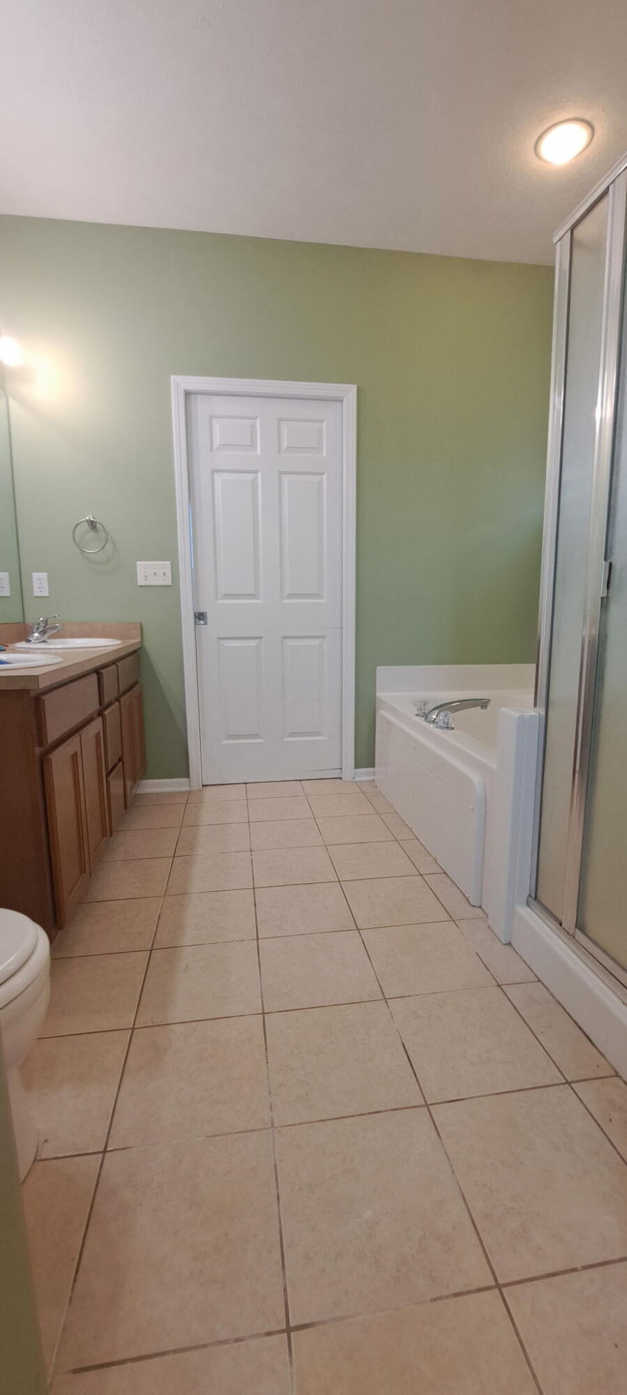 573 Brownstone Street Property Photo 19