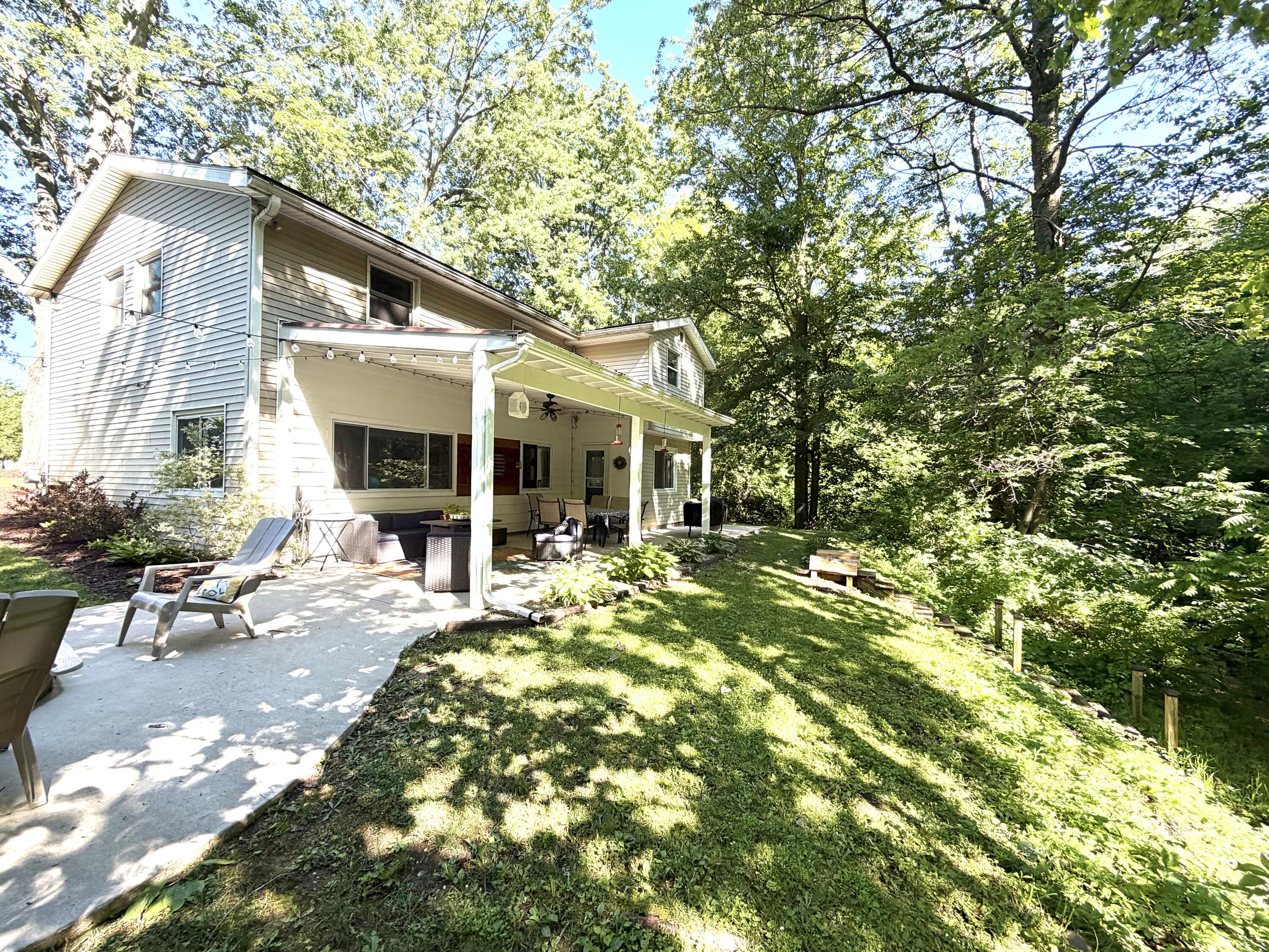 723 Arbor Court Property Photo 1