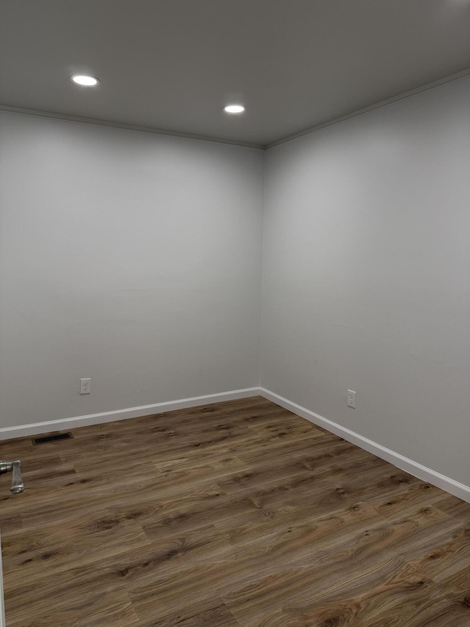 11809 Mckinley Drive Property Photo 7