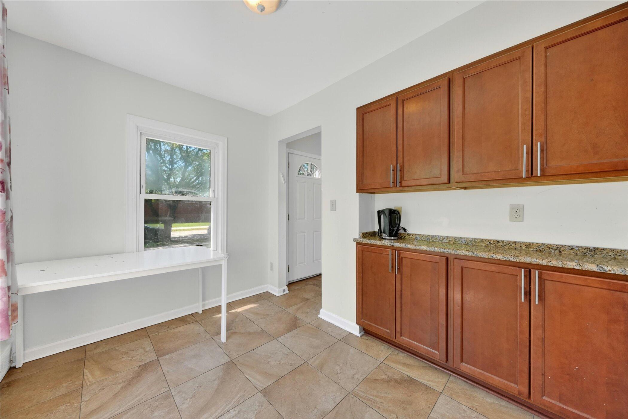 14000 Wales Street Property Photo 8