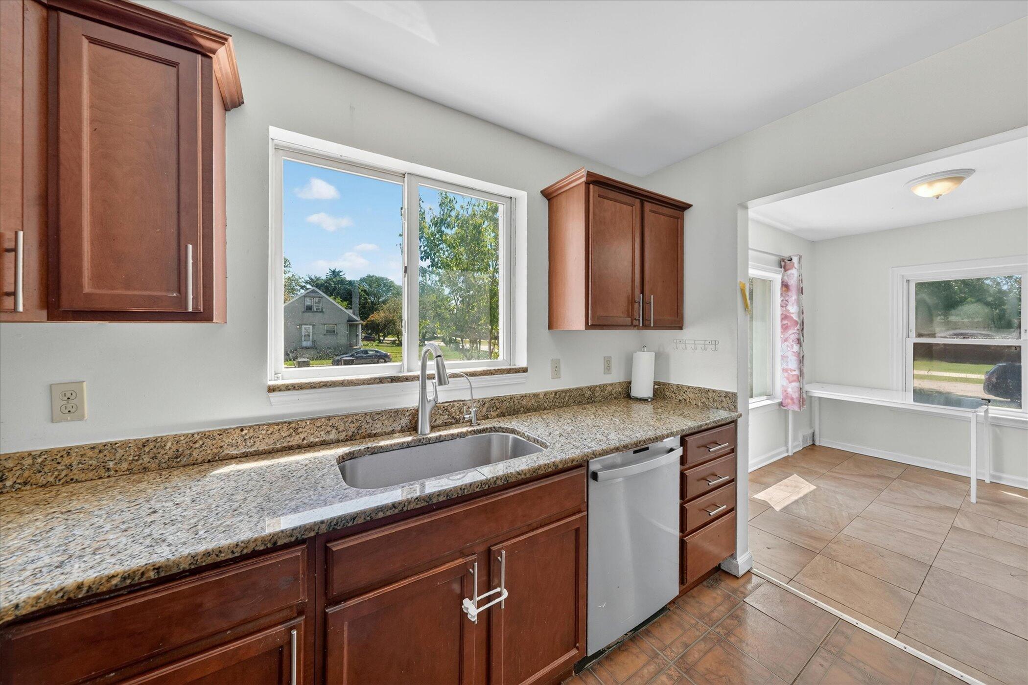 14000 Wales Street Property Photo 10