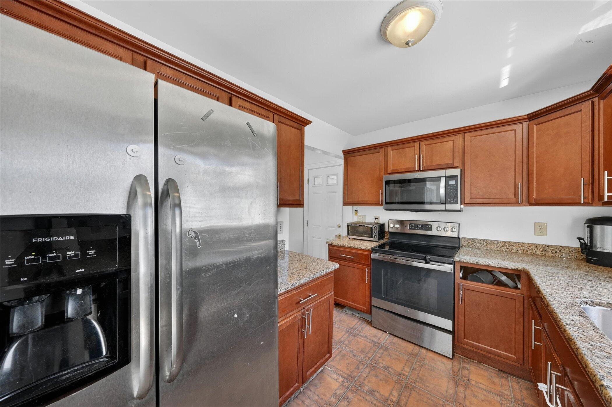 14000 Wales Street Property Photo 12
