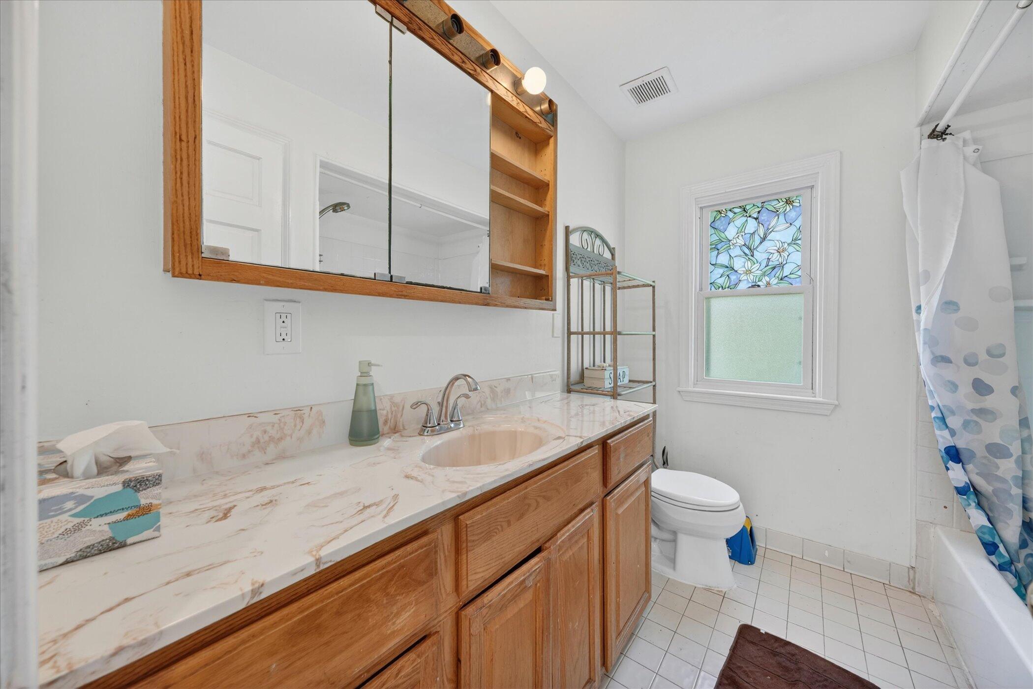 14000 Wales Street Property Photo 15