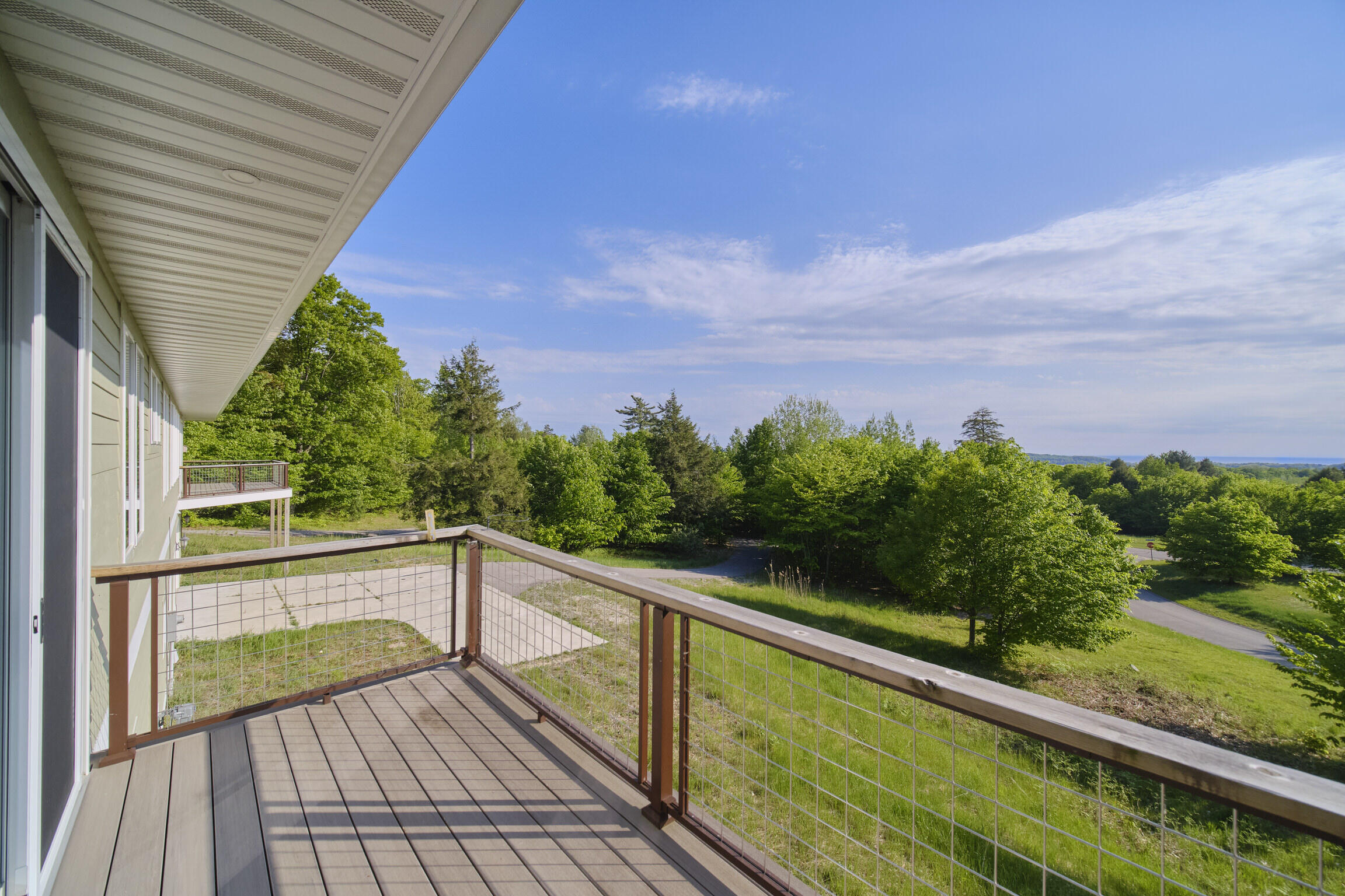 9798 N Slope Drive Property Photo 8