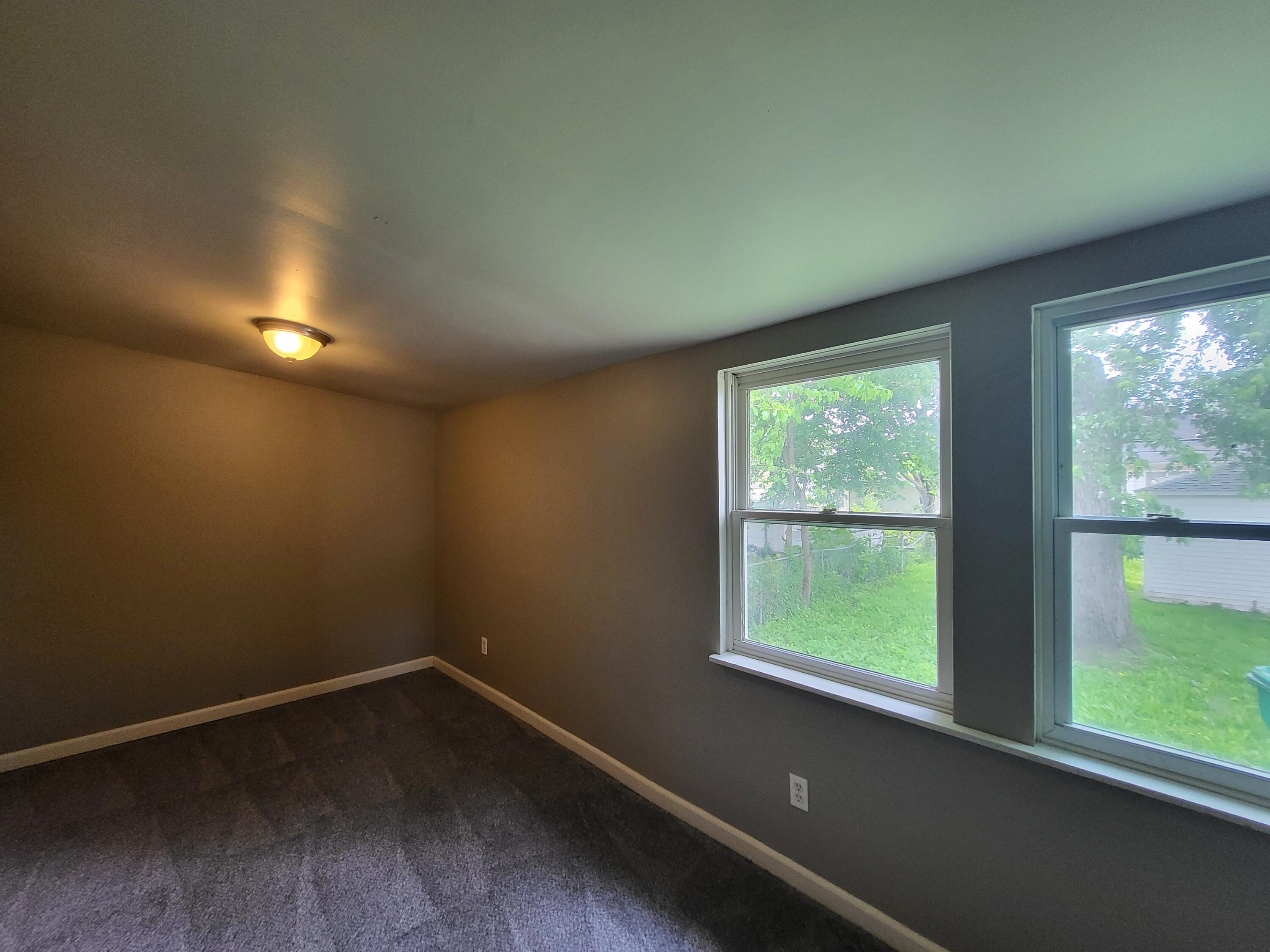 21769 Donald Avenue Property Photo 9