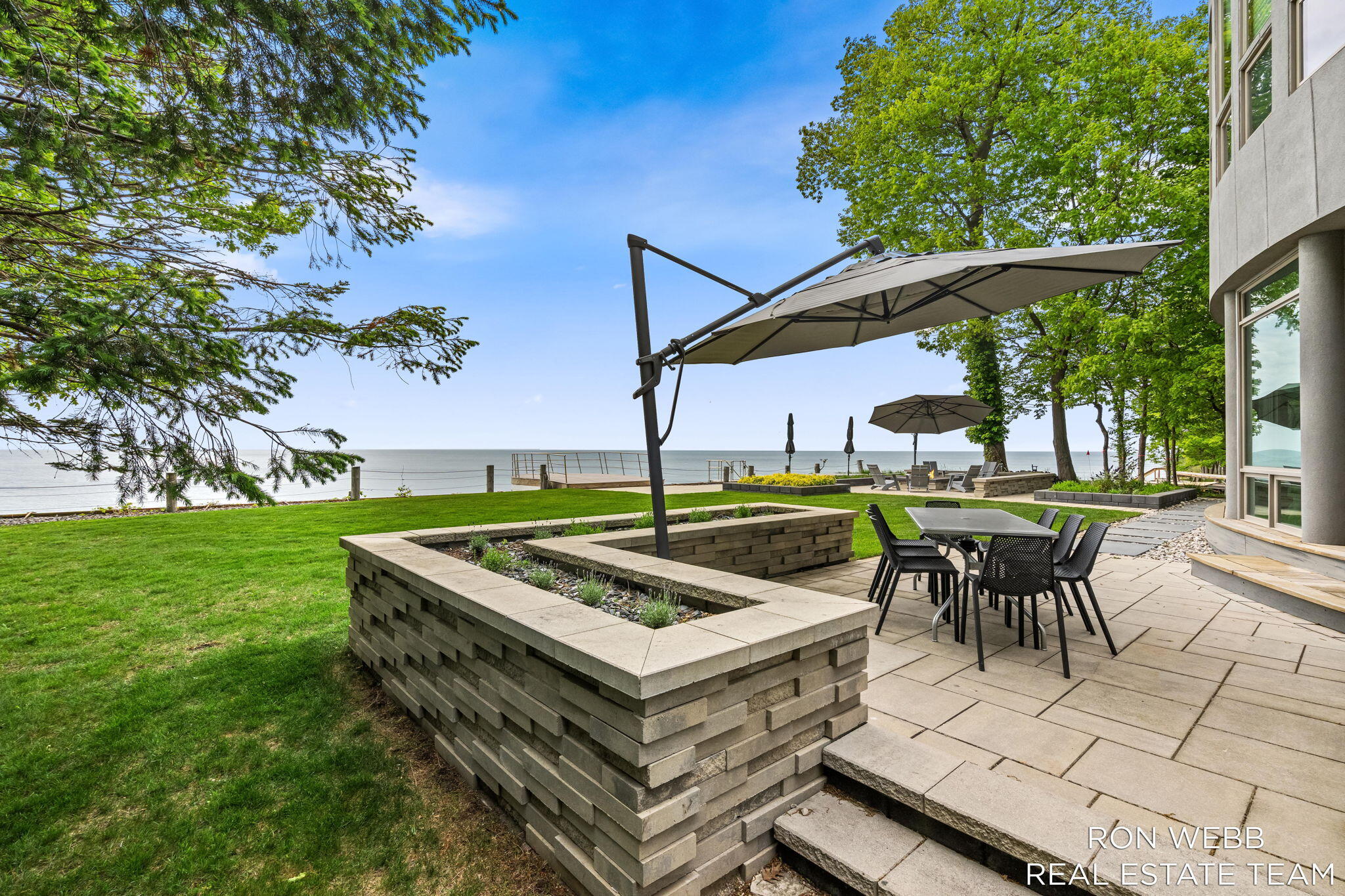 1234 Shorecrest Drive Property Photo 7