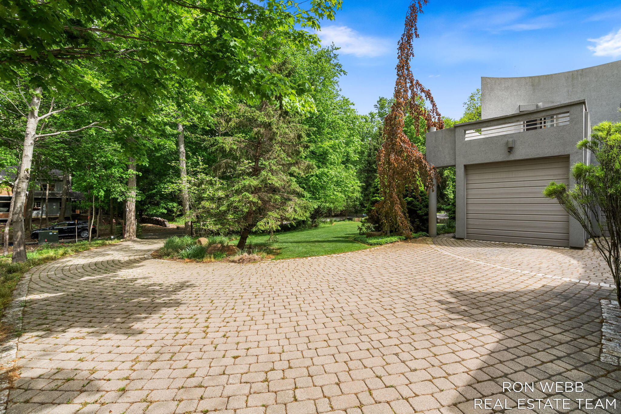 1234 Shorecrest Drive Property Photo 10