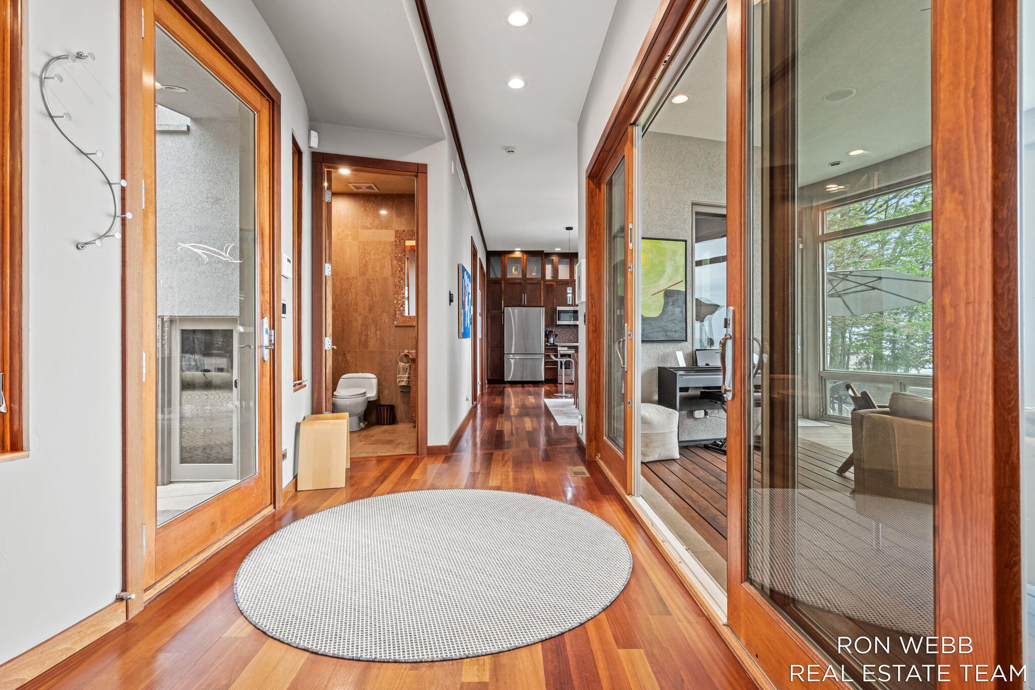 1234 Shorecrest Drive Property Photo 14