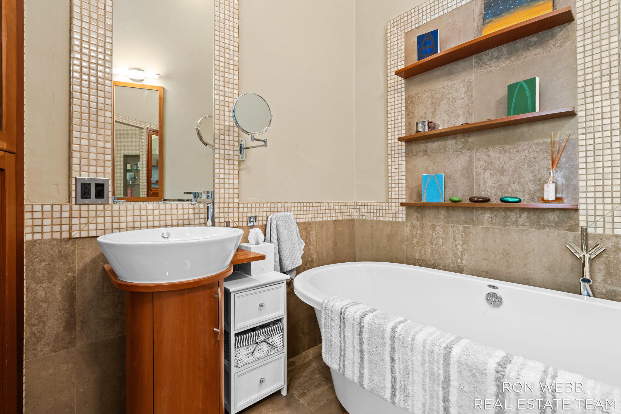 1234 Shorecrest Drive Property Photo 59