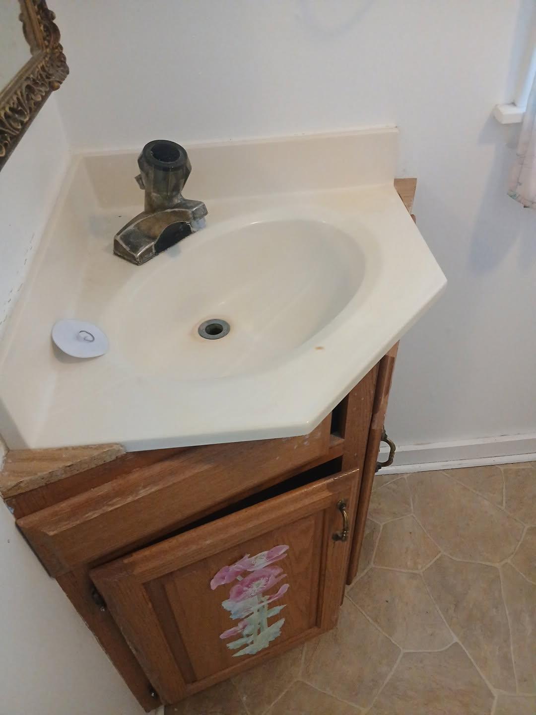 844 Backus Street Property Photo 8