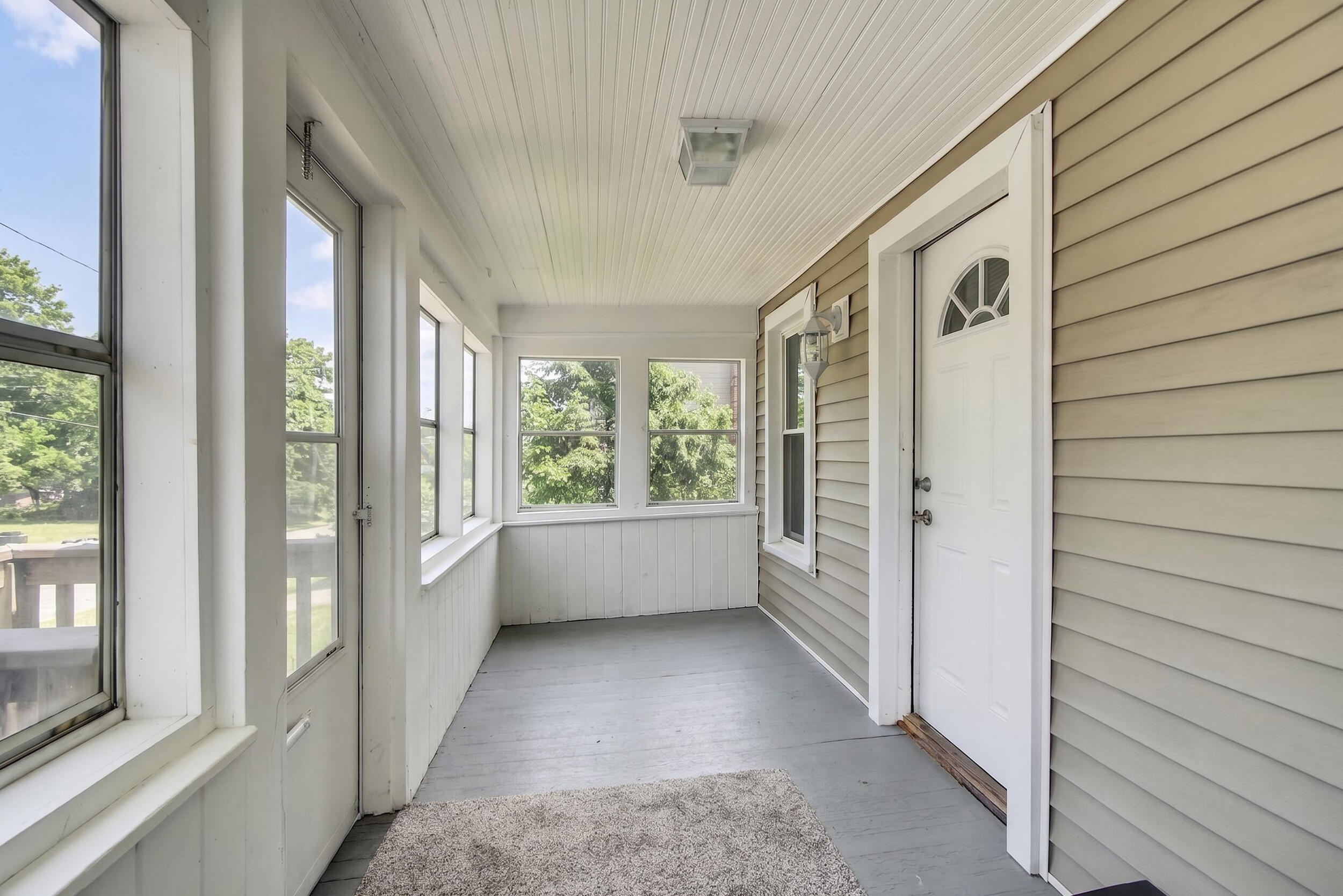 439 Madison Street Property Photo 4