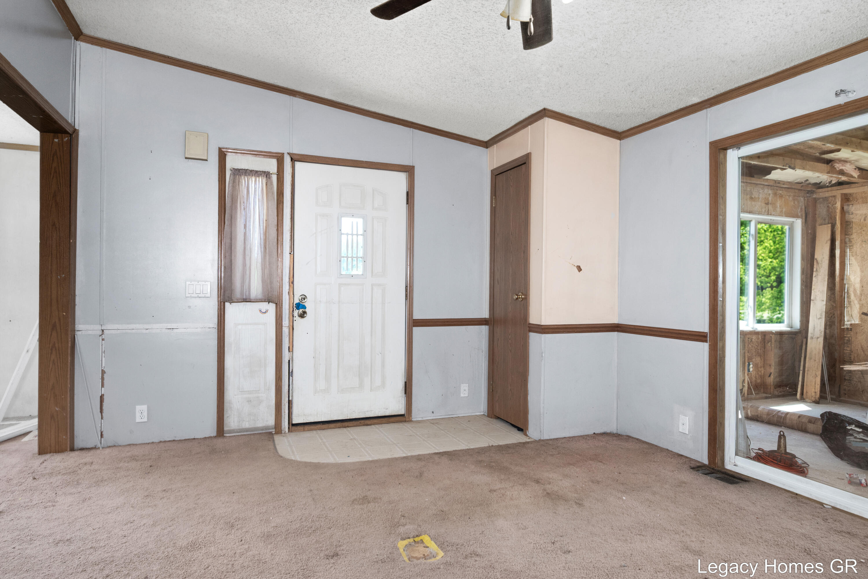4621 Baker Road Property Photo 2