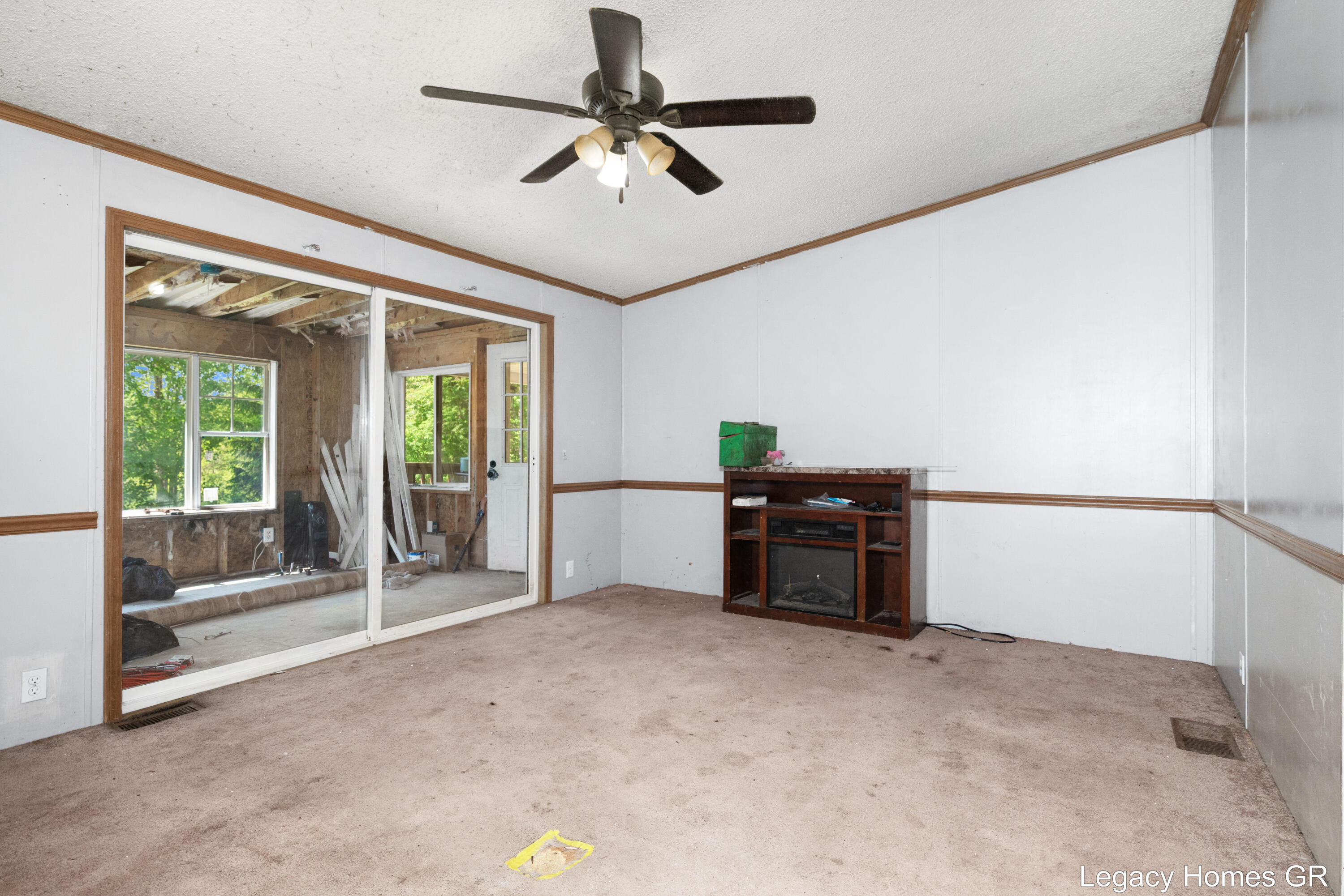 4621 Baker Road Property Photo 3