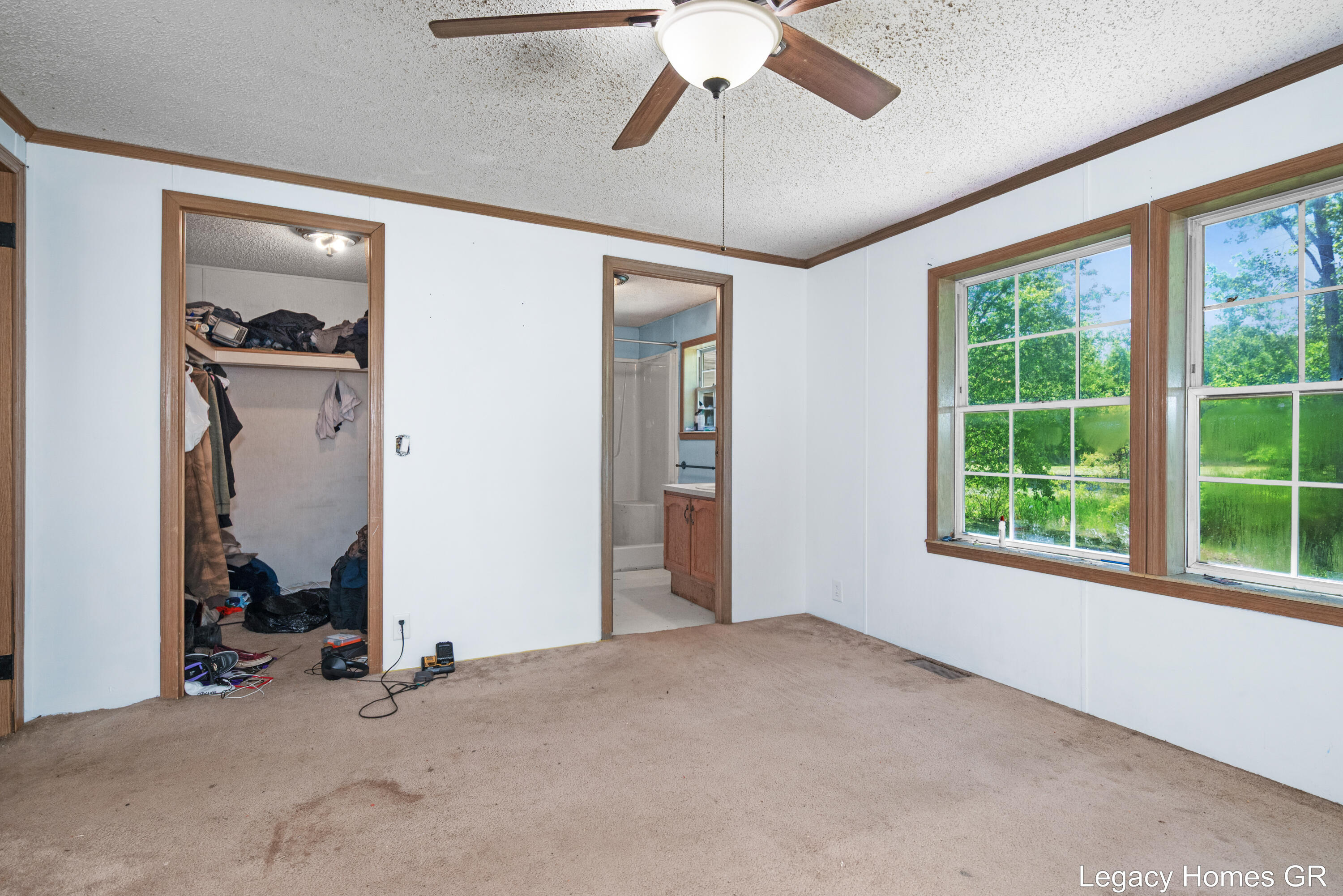4621 Baker Road Property Photo 10