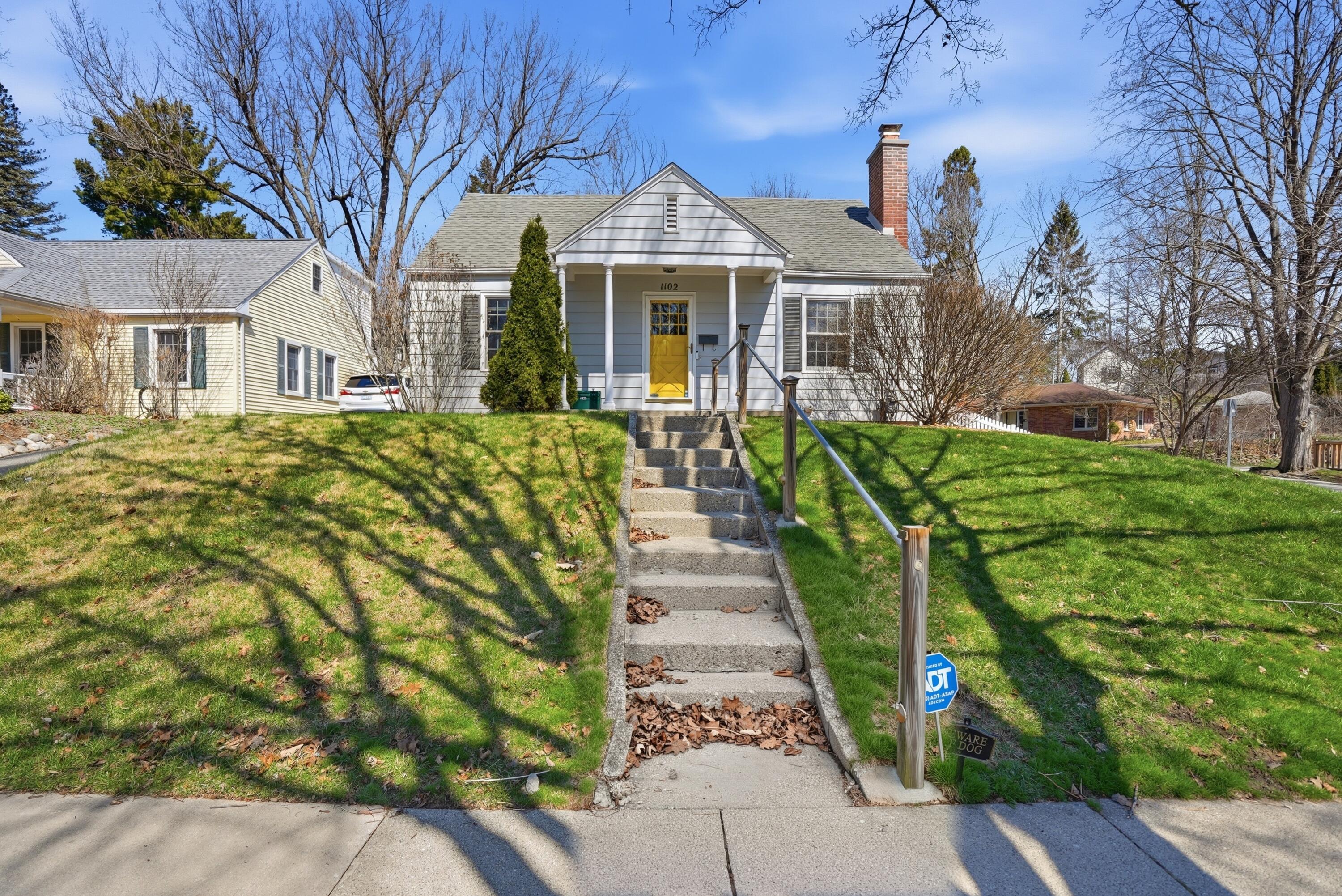 1102 Arborview Boulevard Property Photo 1
