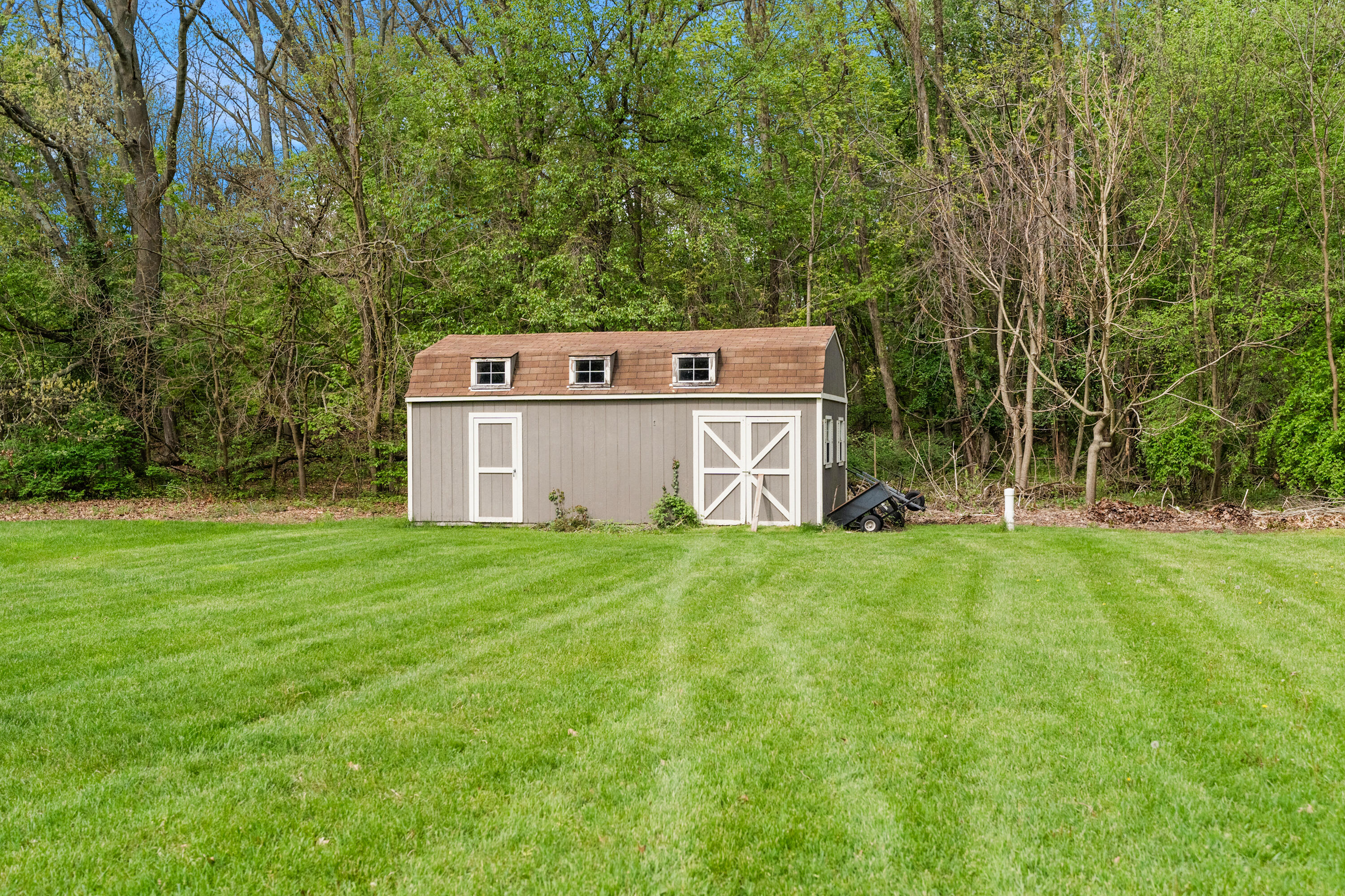 2110 Wooded Way Property Photo 10
