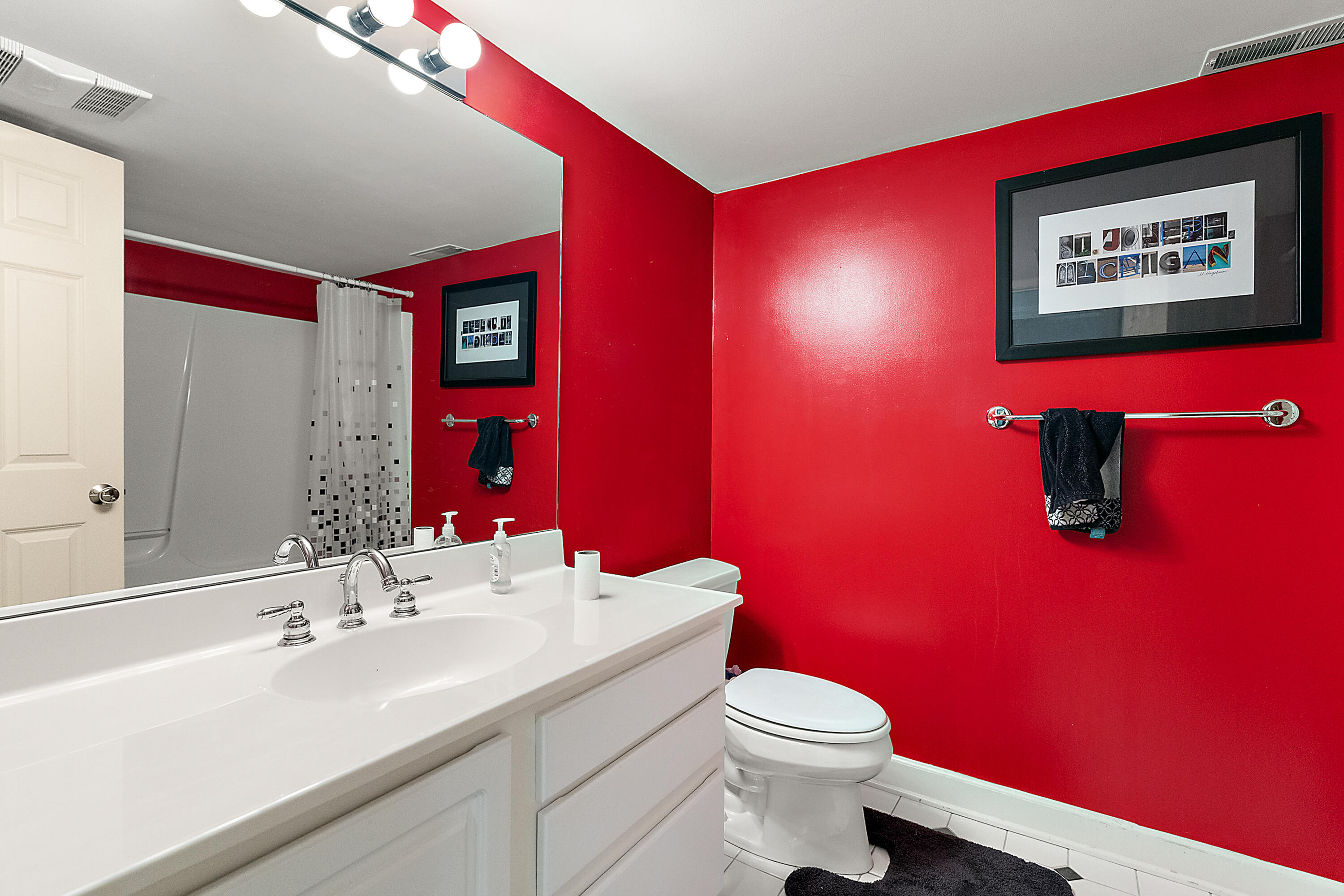 2110 Wooded Way Property Photo 42