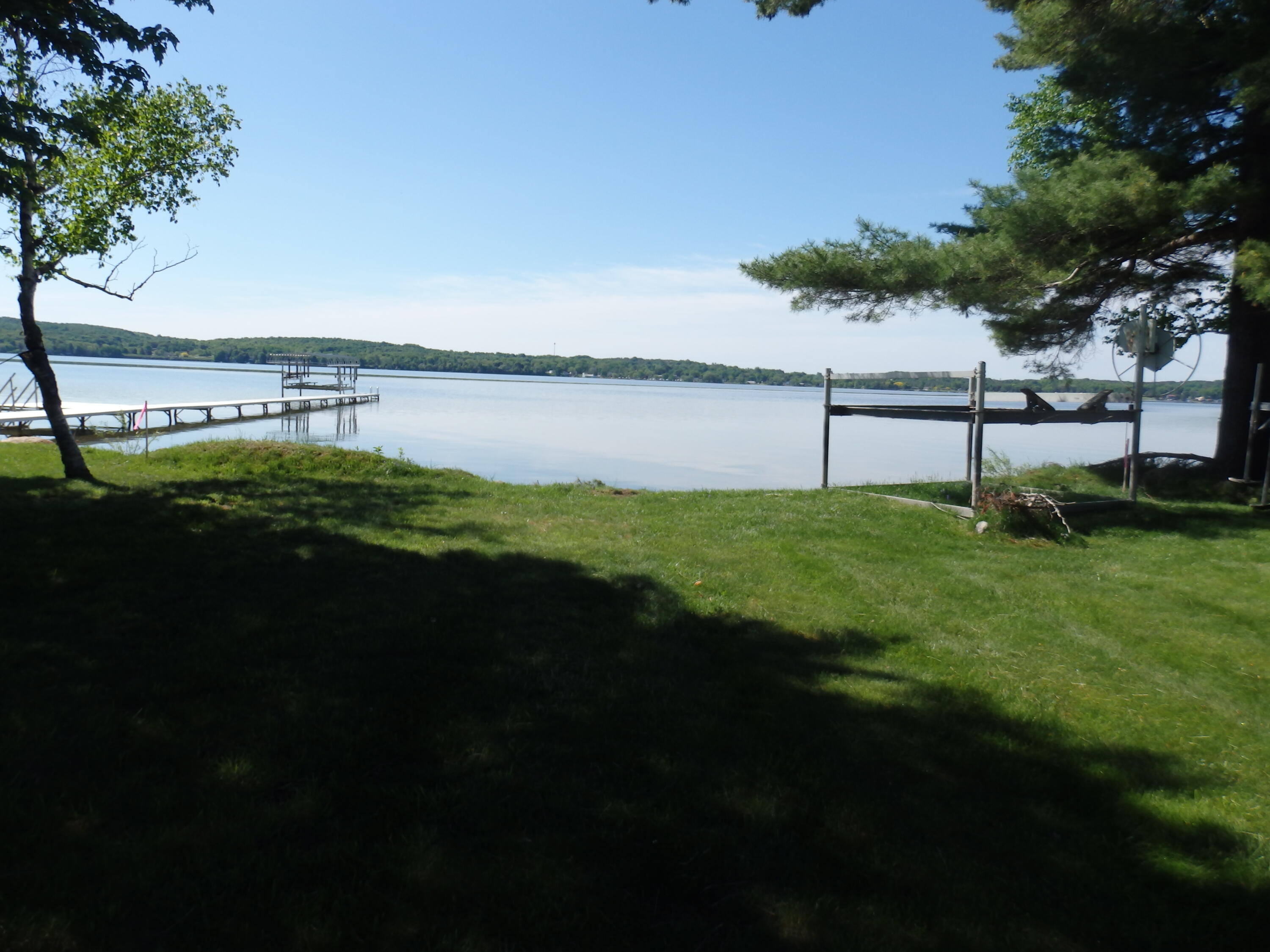 Bair Avenue Property Photo 2