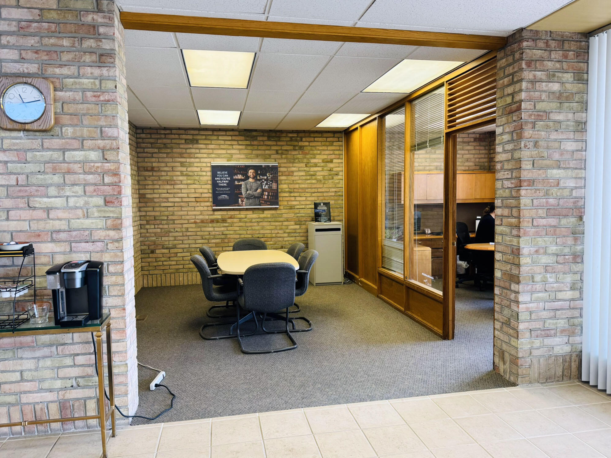 5510 W Saginaw Highway Property Photo 8
