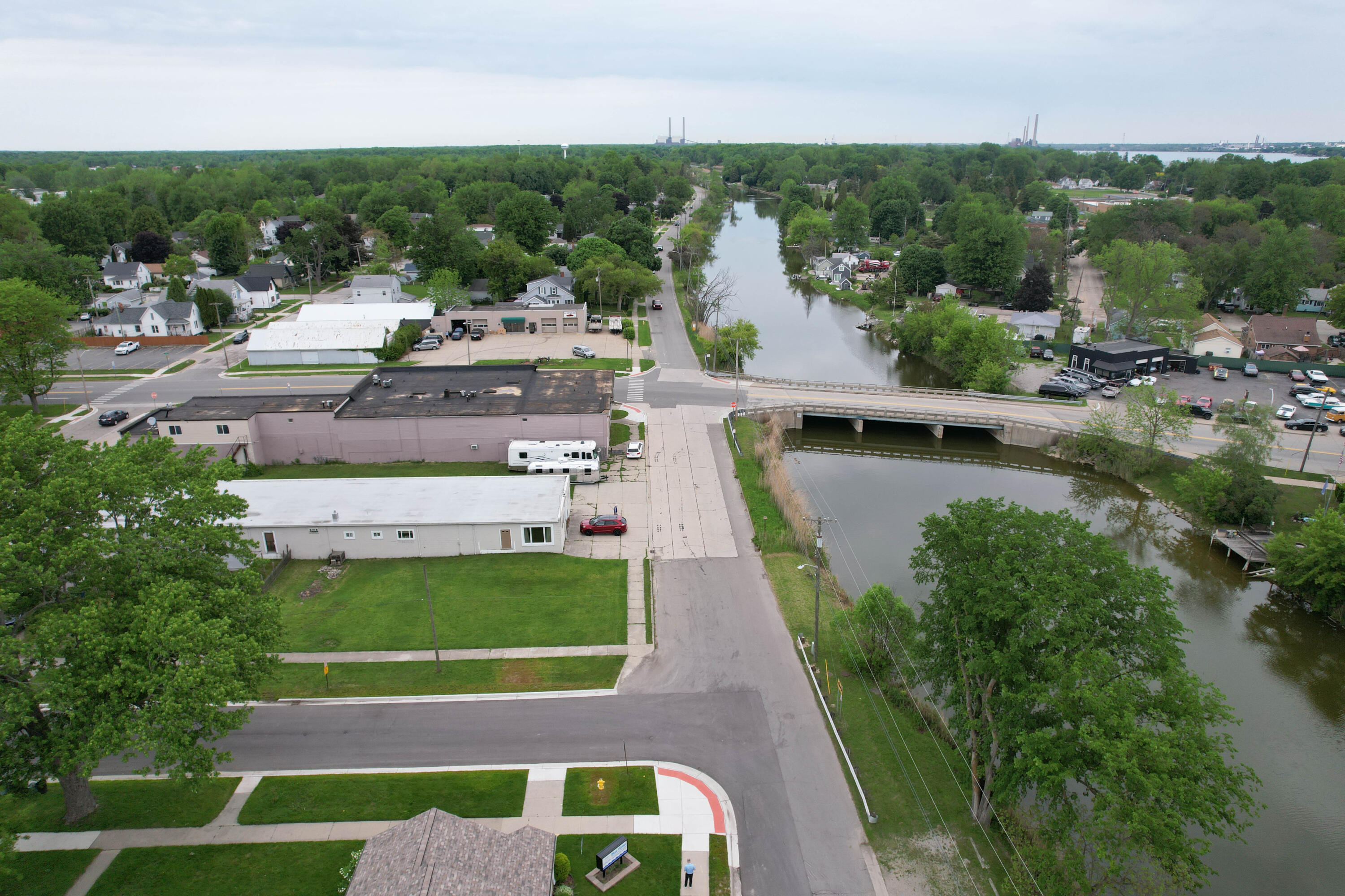 123 N Belle River Avenue Property Photo 6