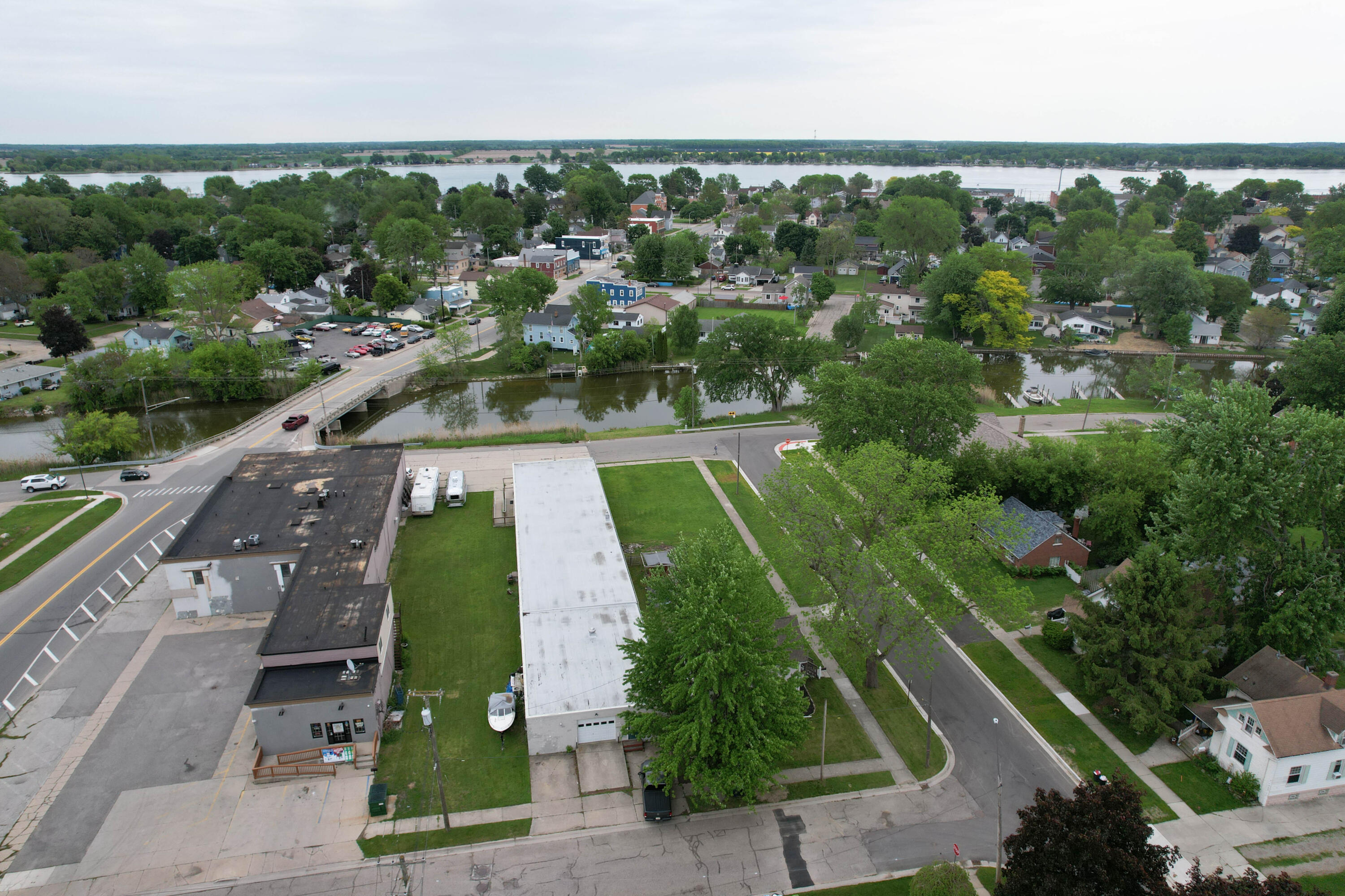 123 N Belle River Avenue Property Photo 7