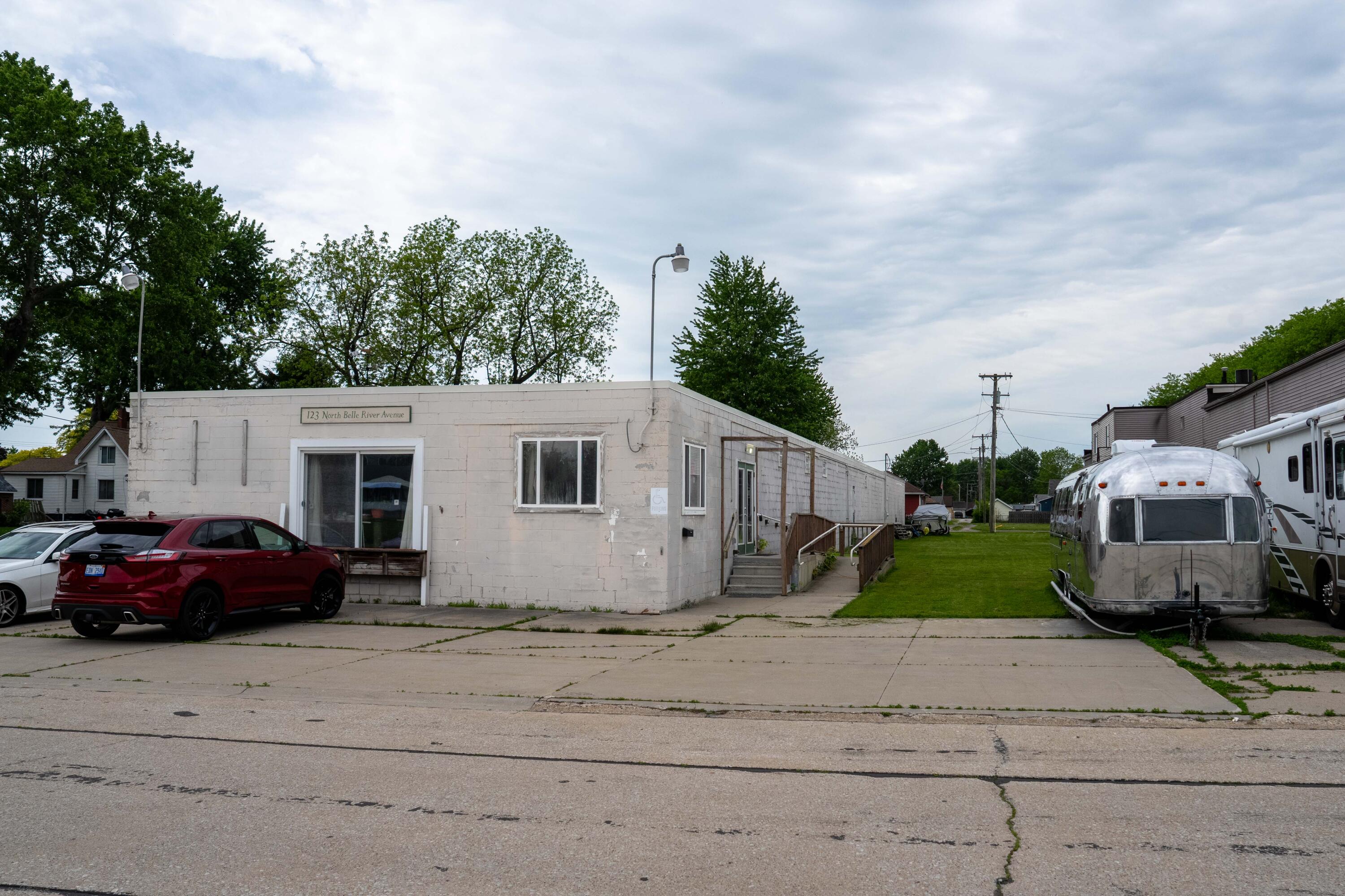 123 N Belle River Avenue Property Photo 24