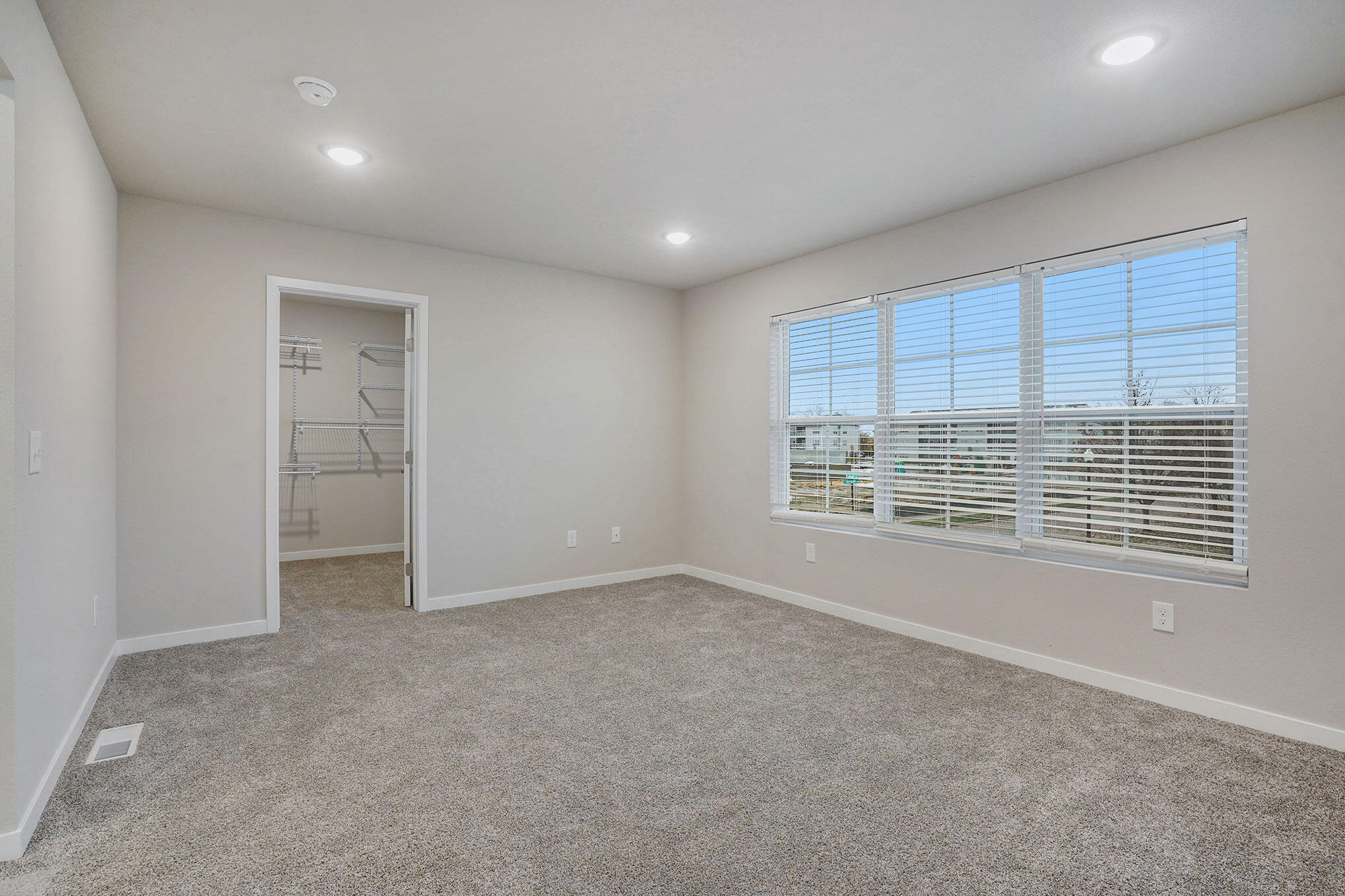 832 Winchester Street Property Photo 14
