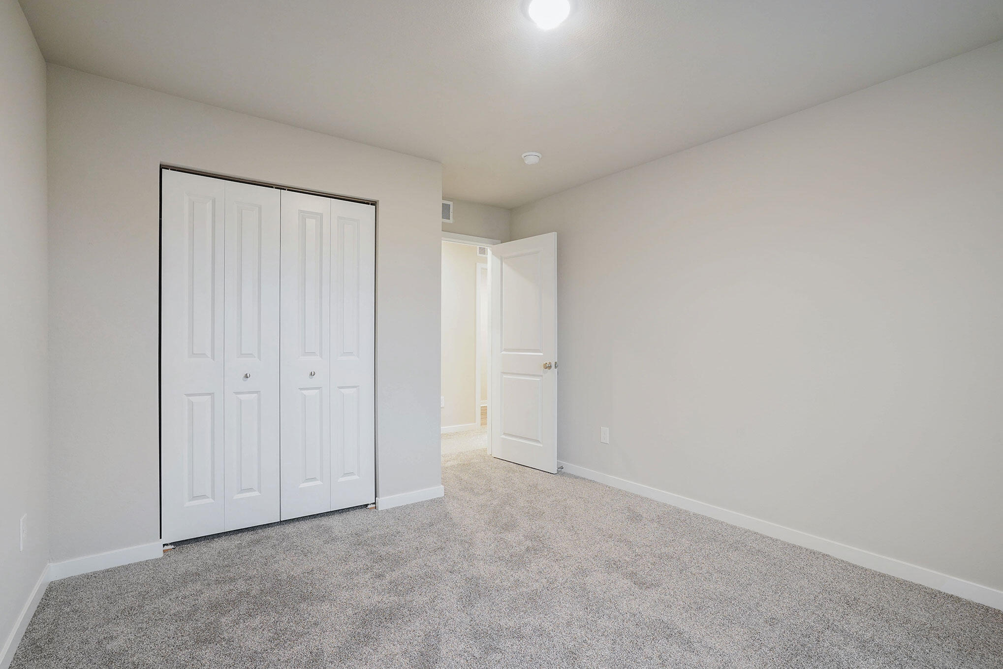 832 Winchester Street Property Photo 20
