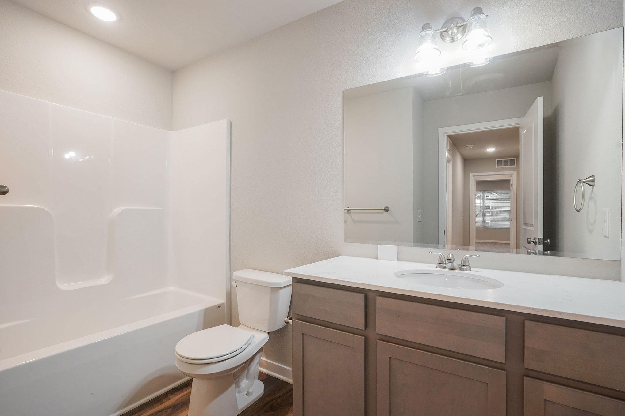 832 Winchester Street Property Photo 21
