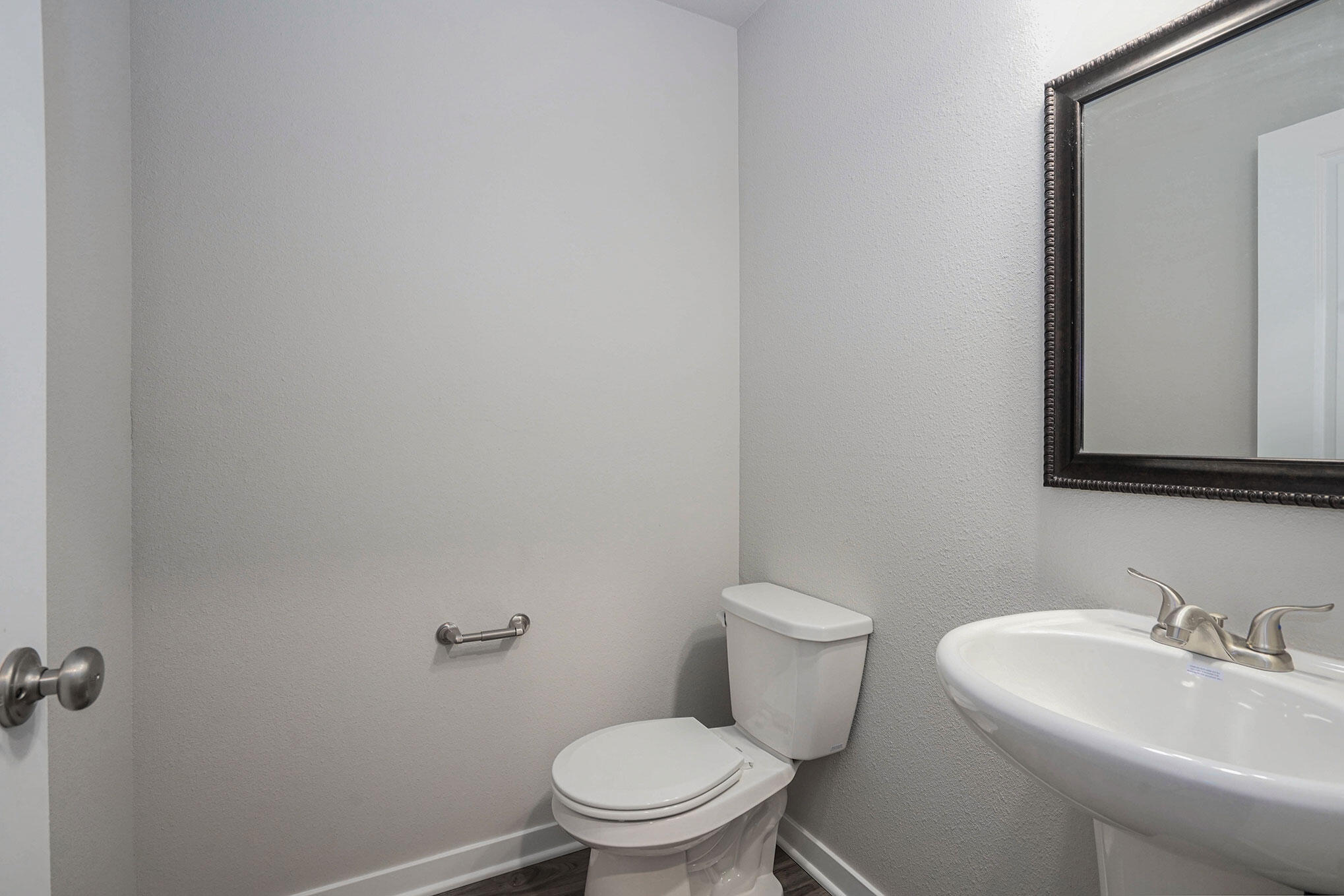 832 Winchester Street Property Photo 23
