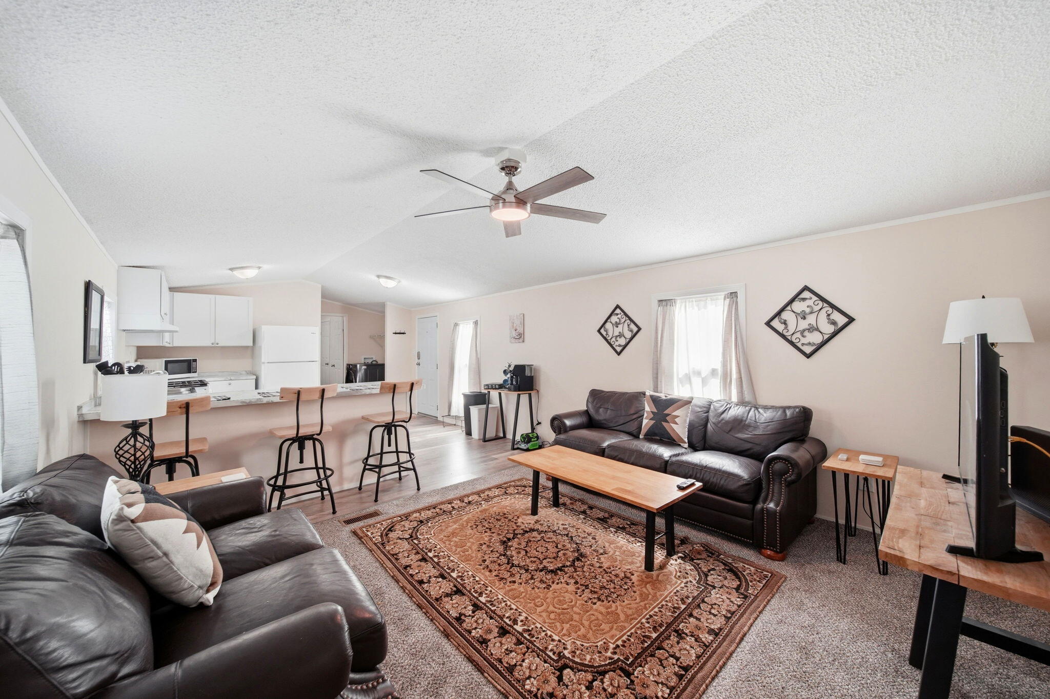 80 Sterling Property Photo 9